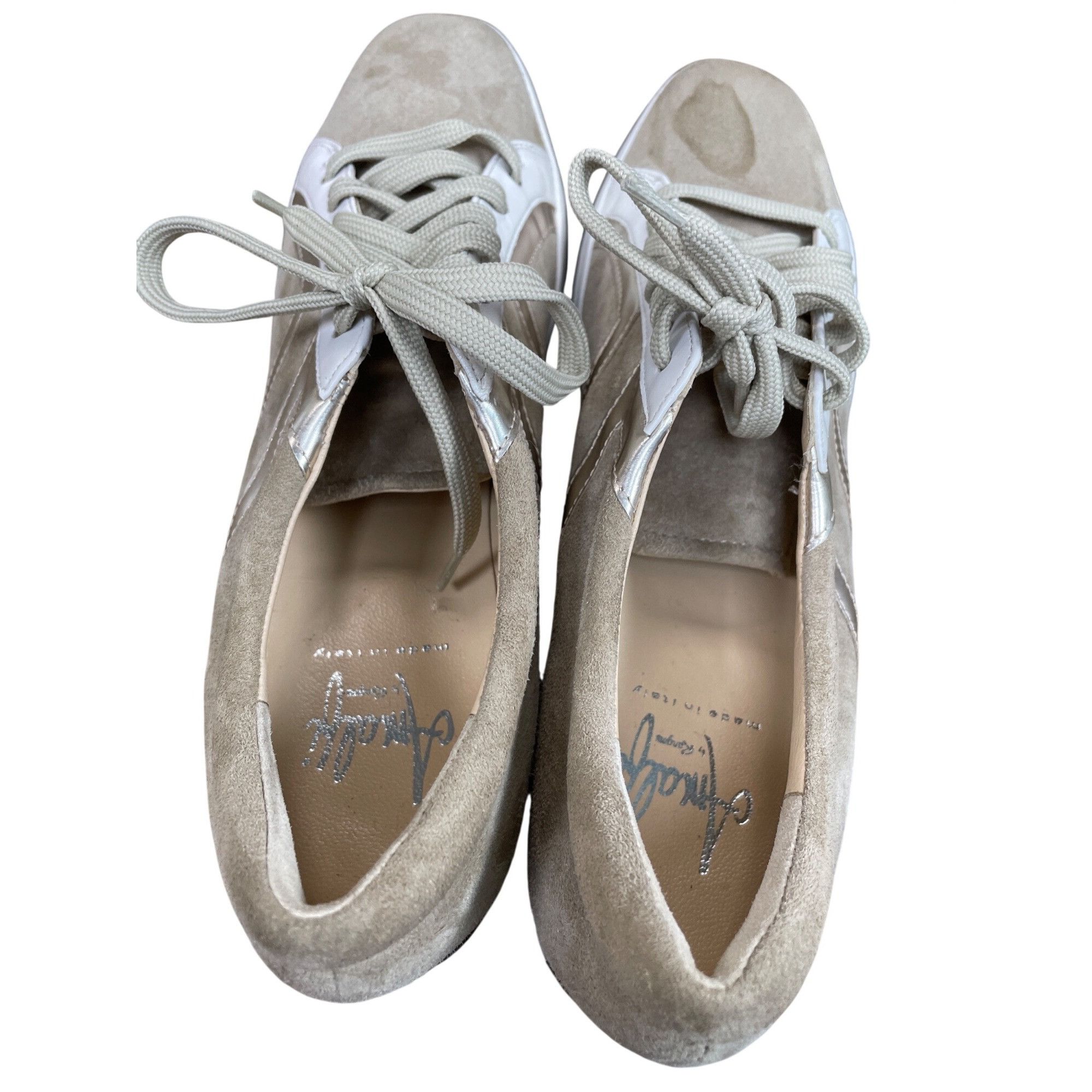 Other Amalfi by Rangoni womans beige suede low snakers Sz 9M SKU 9 Size US 9 / IT 39 - 12 Thumbnail