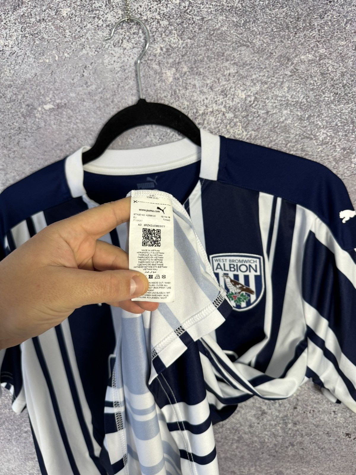 Puma × Vintage Vintage West Bromwich 2020/21 Puma Jersey blokcore Size US L / EU 52-54 / 3 - 10 Thumbnail
