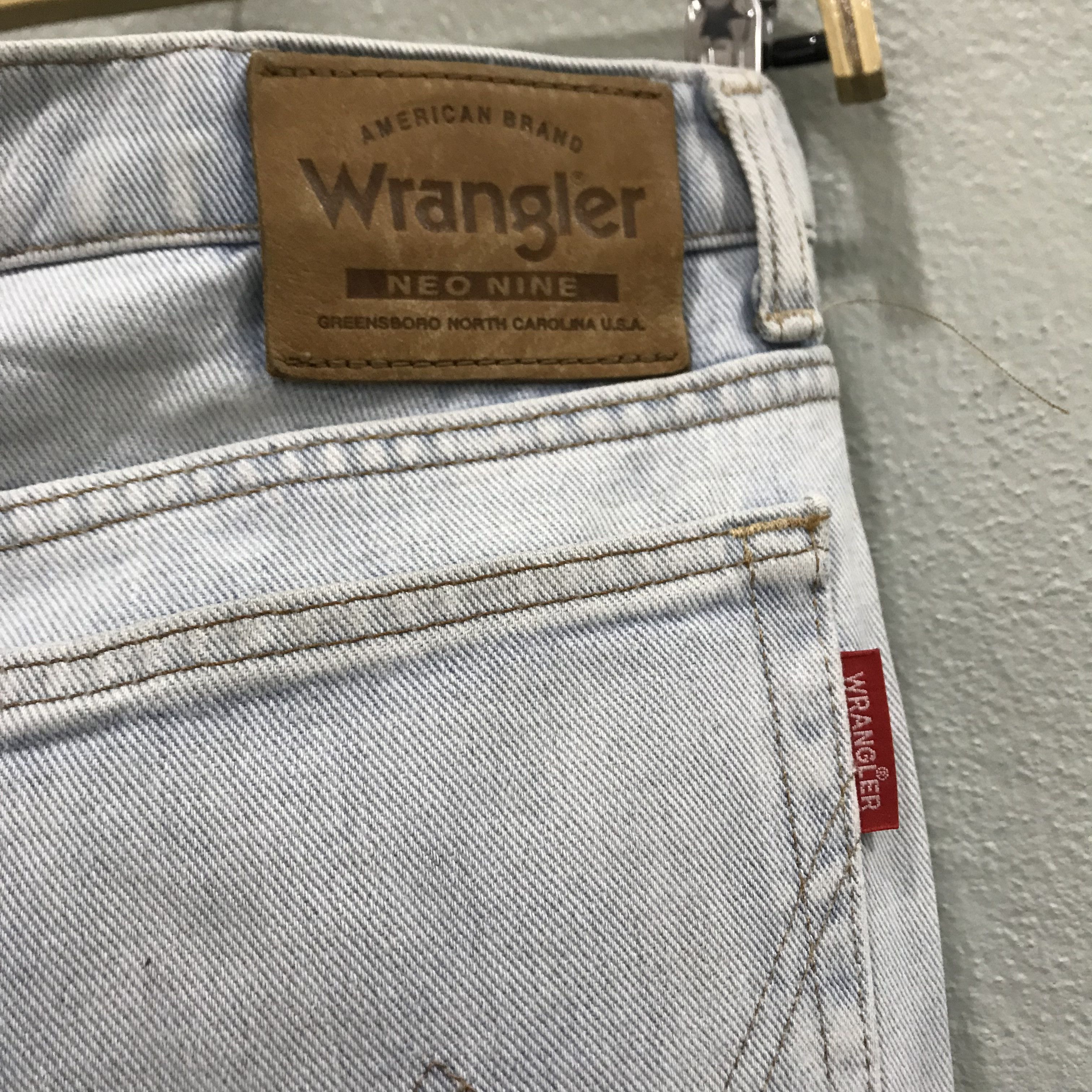 Wrangler Vintage Wrangler Light Wash 90s High-Rise Straight Leg Size US 32 / EU 48 - 9 Thumbnail