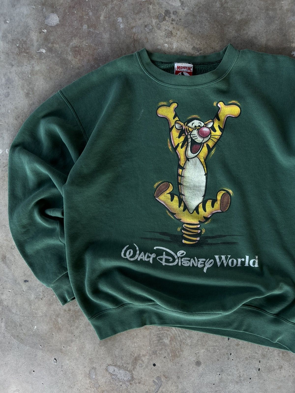 Disney Vintage 90’s Disney Tigger Winnie Pooh Sweatshirt Crewneck Size US L / EU 52-54 / 3 - 1 Thumbnail