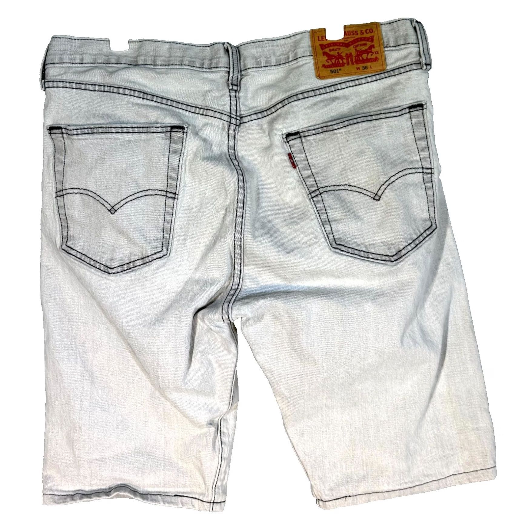 Levi's Levi's Shorts Bermuda 501 Gray Mid-Rise Button-Fly Original Fit M1655 Mens Shorts 36 Gray Denim Casual Summer Vintage? Size US 36 / EU 52 - 2 Thumbnail
