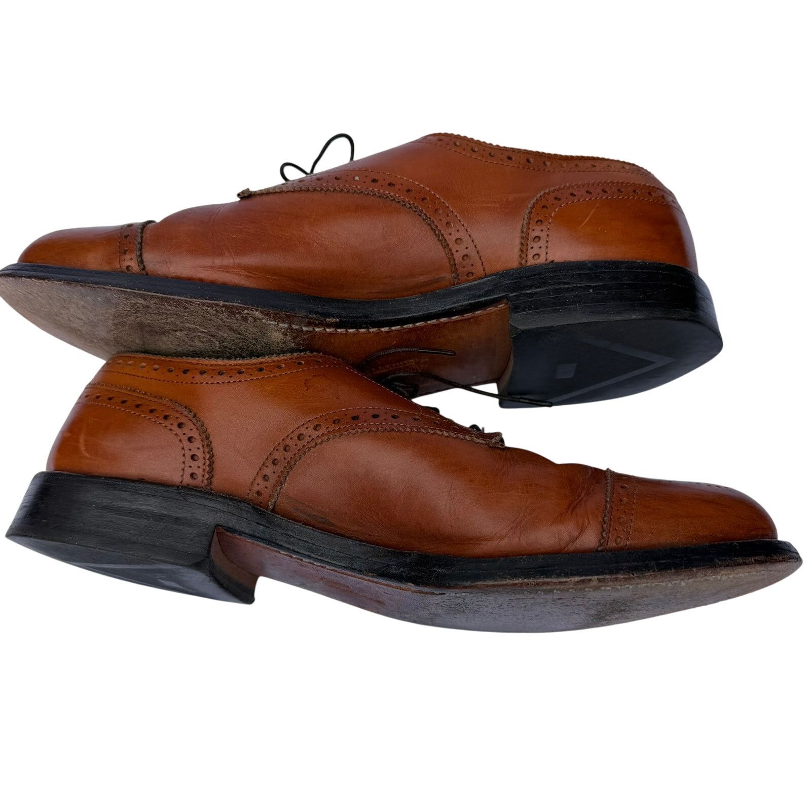 Allen Edmonds Allen Edmonds Lexington Cap Toe Oxford 10.5D Dress Shoes Size US 10.5 / EU 43-44 - 4 Thumbnail
