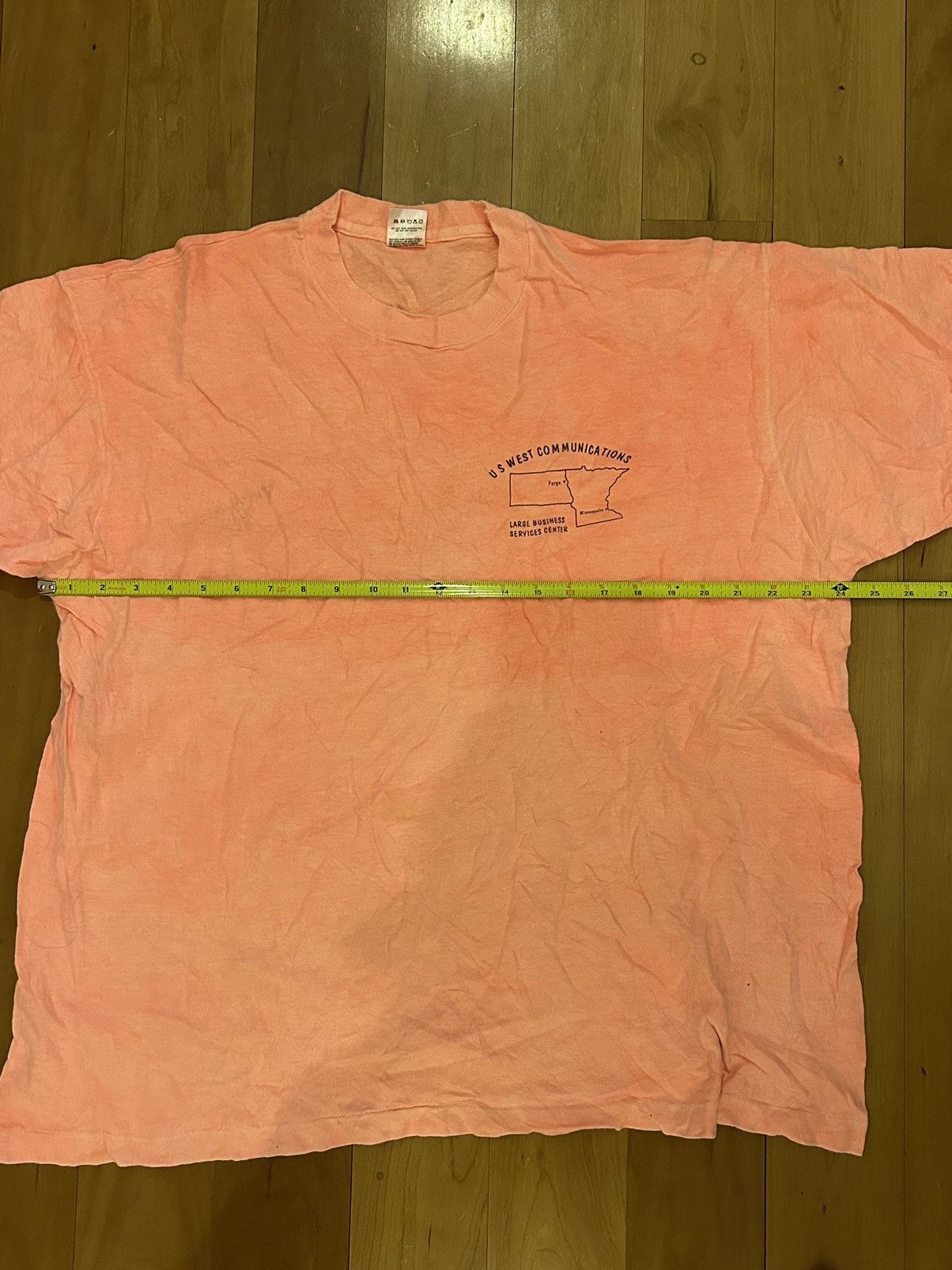 Vintage Vintage Salmon Tshirt Size US L / EU 52-54 / 3 - 5 Thumbnail