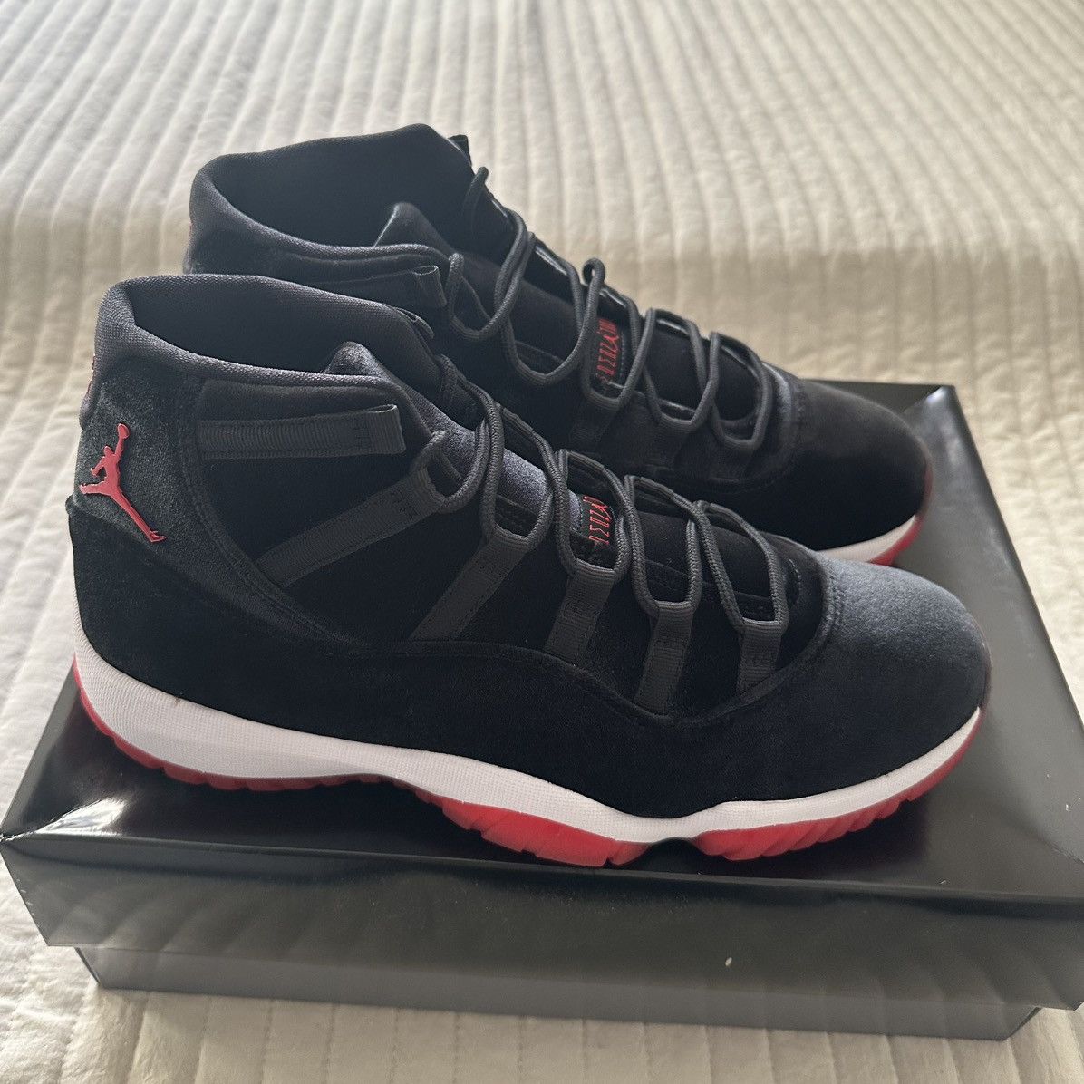 Jordan Brand Jordan 11 Retro 'Bred Velvet' 12W/10.5M Size US 10.5 / EU 43-44 - 7 Thumbnail