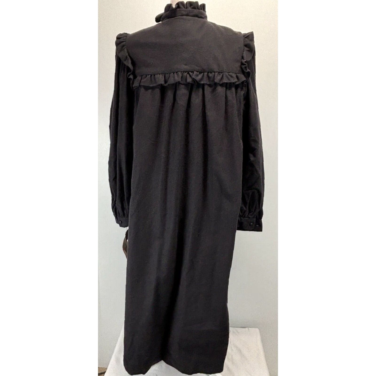 J. Jill VINTAGE J. Jill Flannel Midi Dress Large Black Ruffle Trim Pockets Long Sleeve Womens Size L / US 10 / IT 46 - 3 Thumbnail