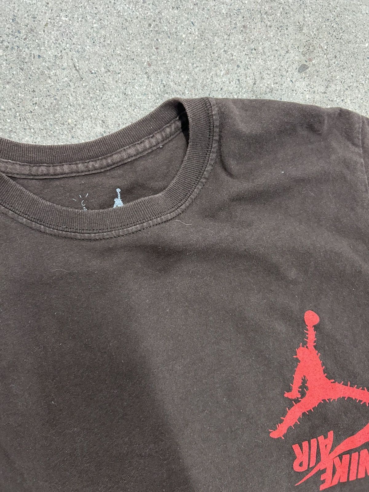 Travis Scott Nike air cactus jack brown and red tshirt Size US S / EU 44-46 / 1 - 4 Thumbnail