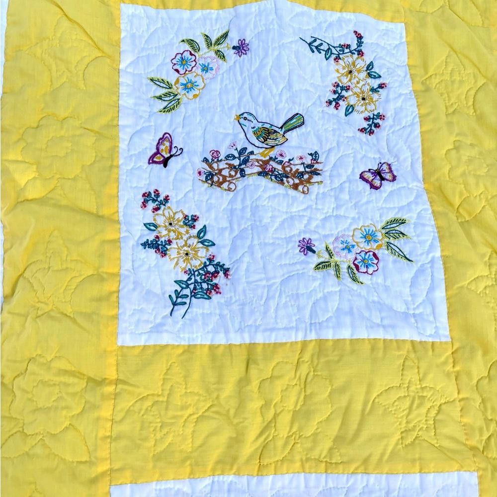 Designer Vintage Quilt Blanket with Fairy Flower Design Size ONE SIZE - 4 Thumbnail