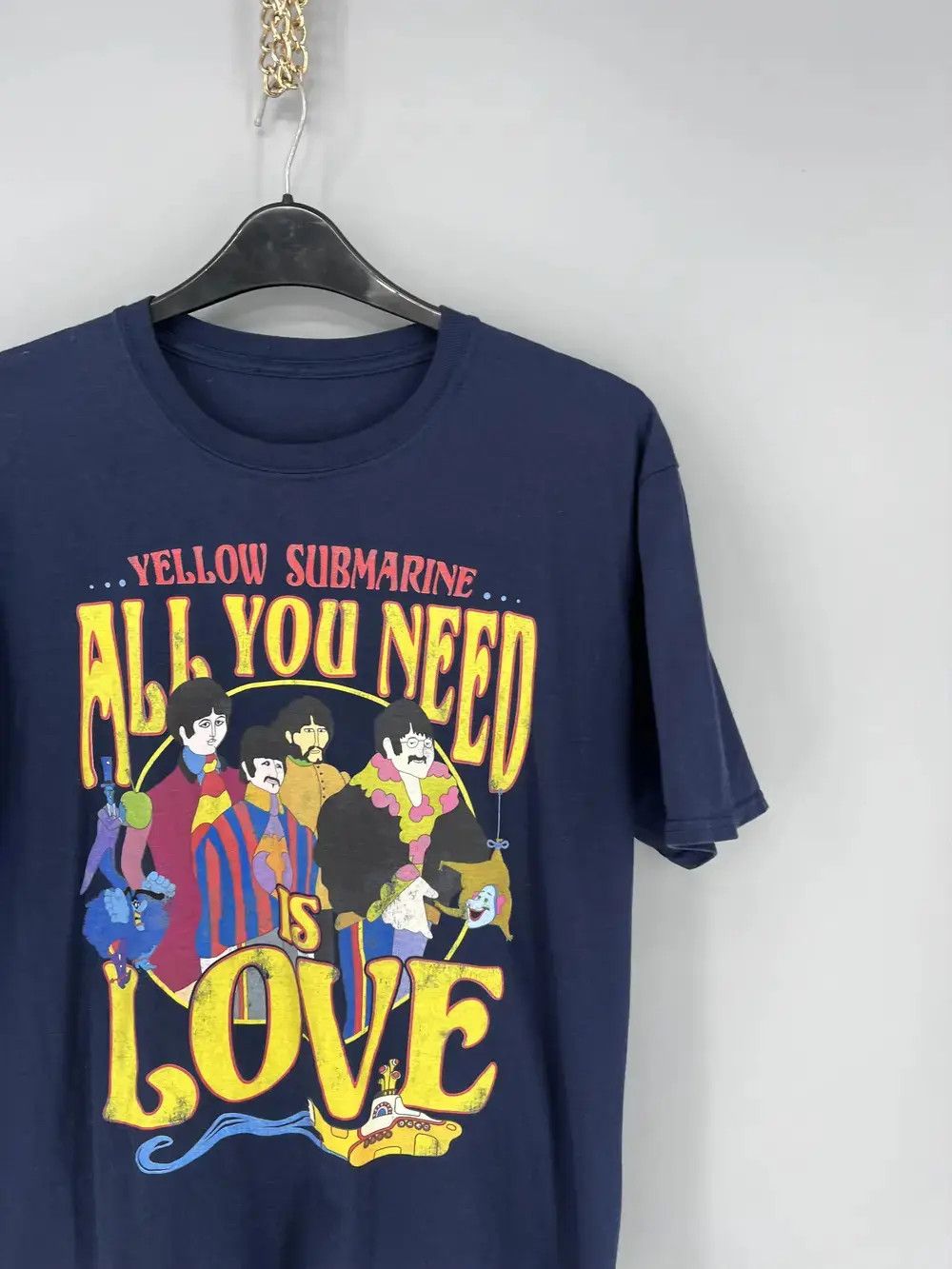 Band Tees Vintage Y2K The Beatles All You Need Thrashed Rock Size US XL / EU 56 / 4 - 5 Thumbnail