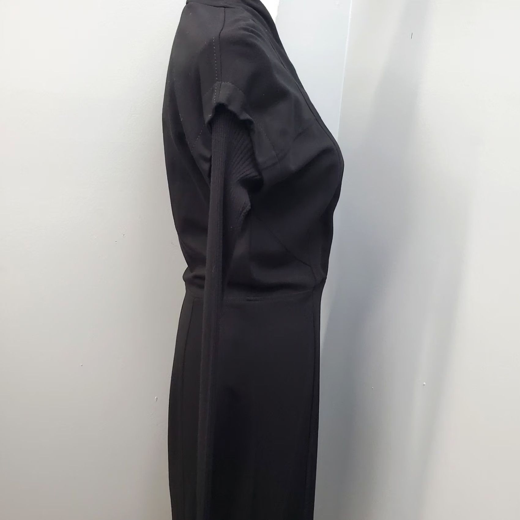 Vintage Et Cetera Bodycon Dress Womens Size 4 Black Viscose V-Neck Side Zip Knee Length Ribbed Sleeve Size S / US 4 / IT 40 - 6 Thumbnail