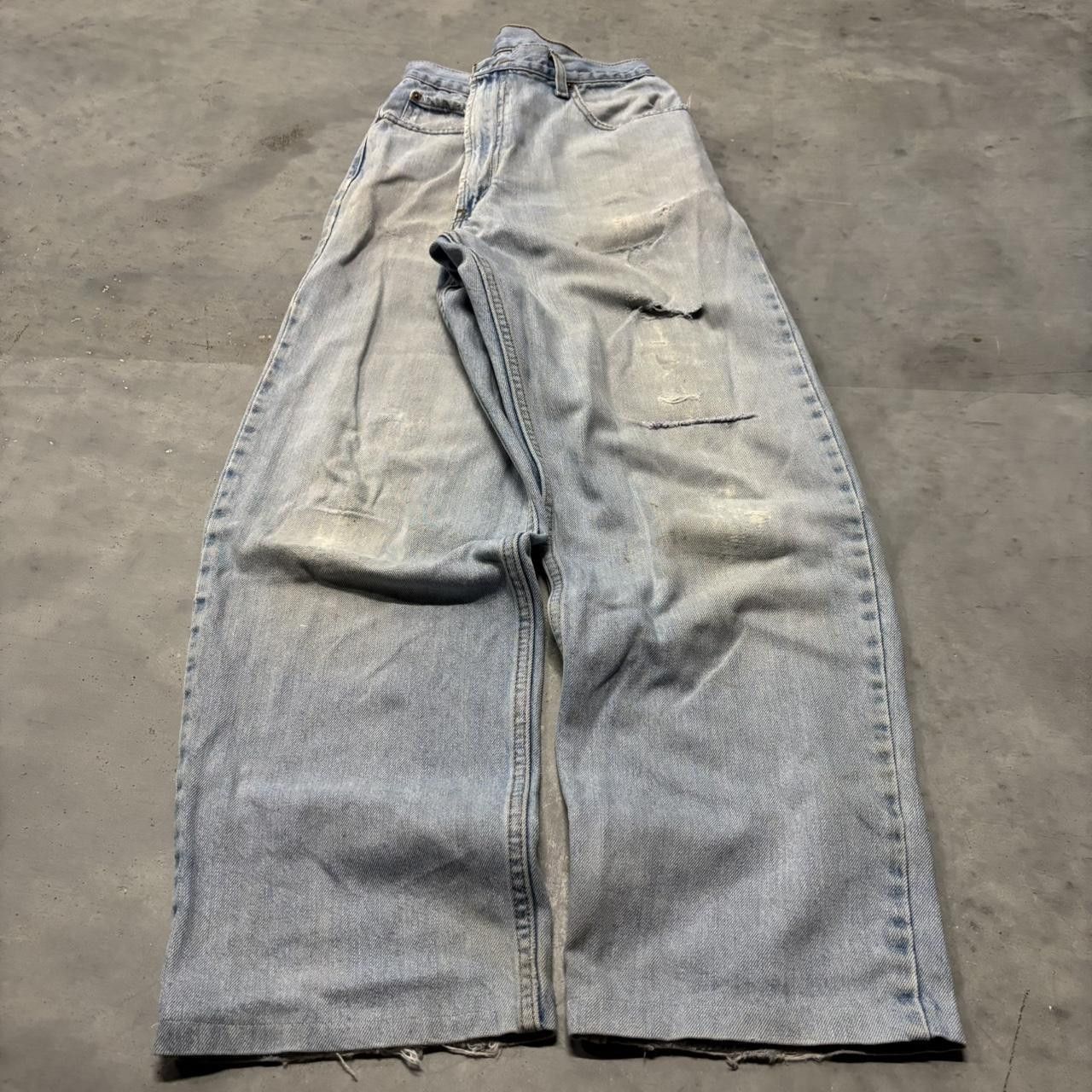 Levi's × Vintage Crazy Vintage Y2K/2000s Faded Light Wash Levi’s Distressed Denim Jeans! Size US 31 - 3 Thumbnail