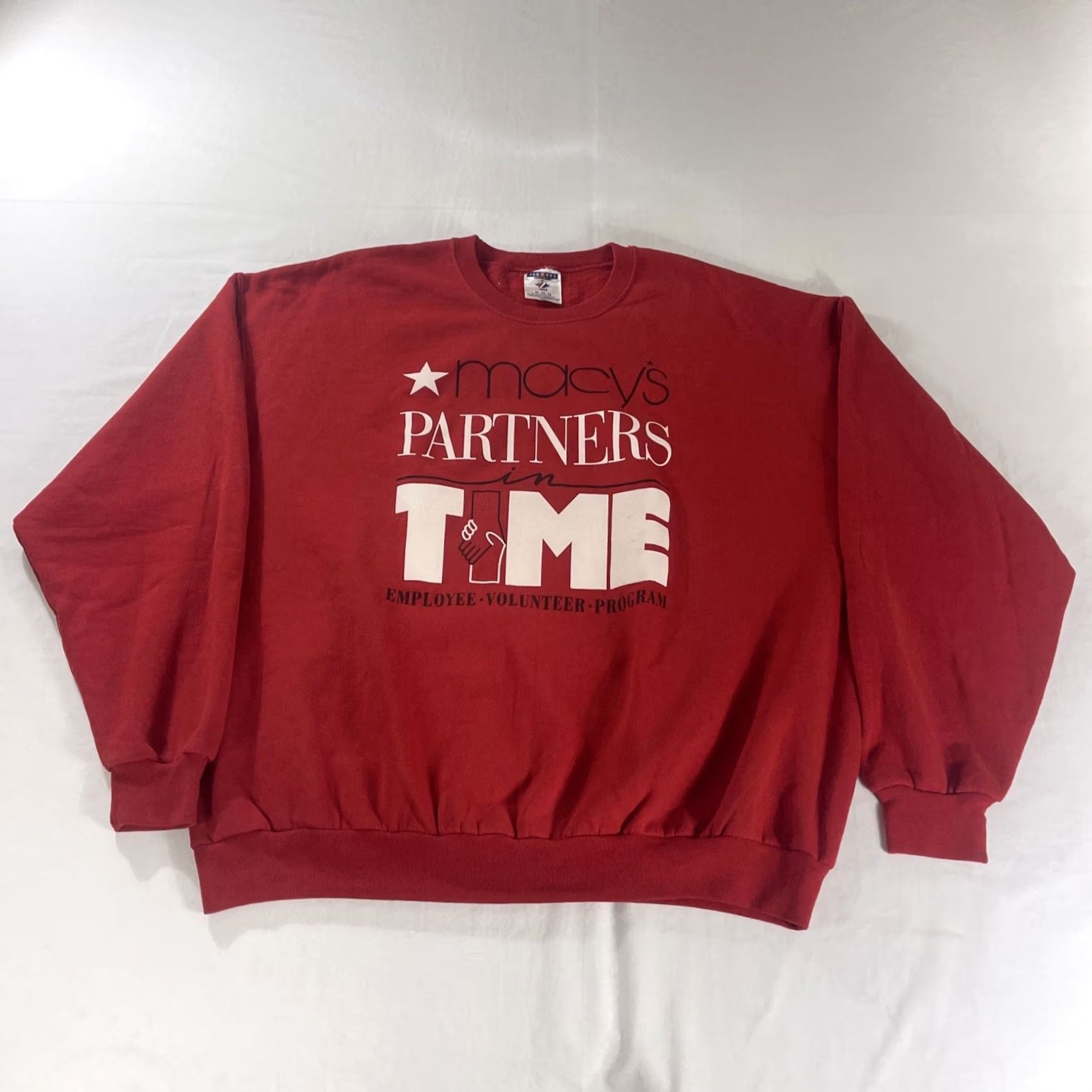 Jerzees VINTAGE Macy's Sweatshirt Jerzees XL Men Crew Neck Red 90s Vintage XL Macy's Sweatshirt Jerzees 90s Theme Mens Size US XL / EU 56 / 4 - 2 Thumbnail