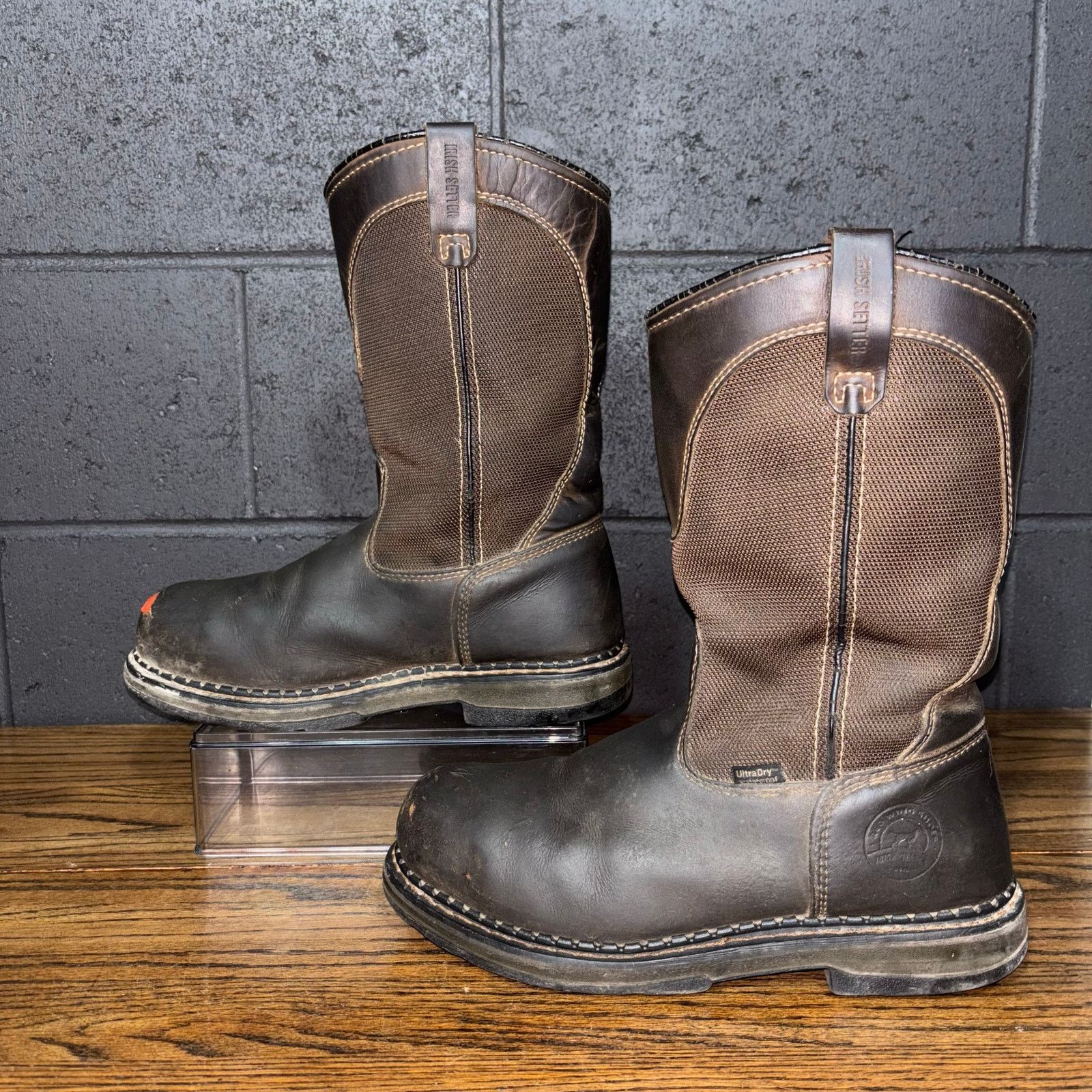 Red Wing Irish Setter Work Boots Men’s 10 D Steel Toe Pull-On Leather Size US 10 / EU 43 - 1 Thumbnail