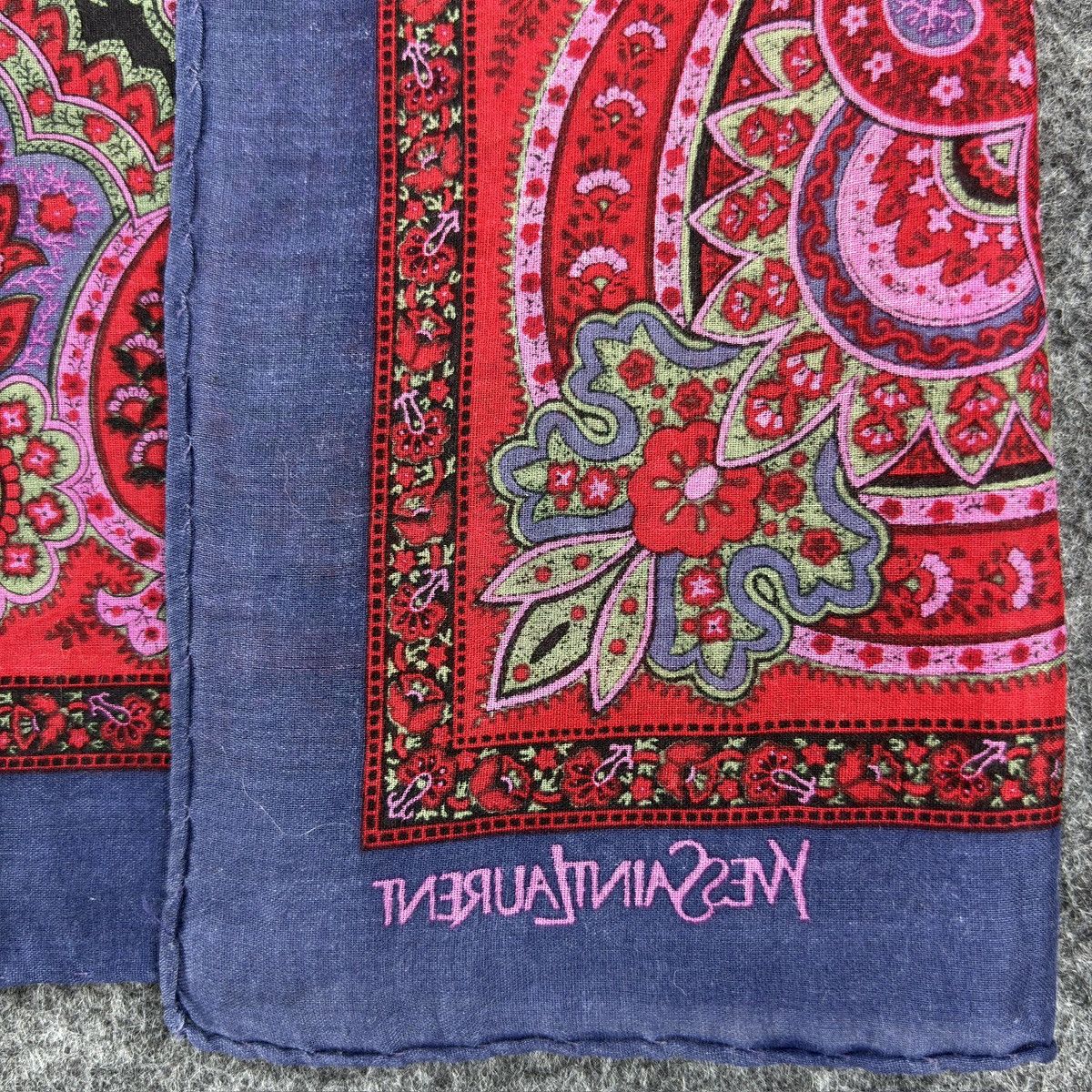 Vintage × Yves Saint Laurent Handkerchief # E042 # Bandana # Neckerchief Size ONE SIZE - 4 Thumbnail