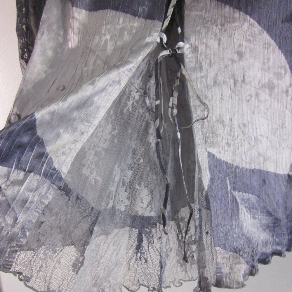 Other Komarov Blouse Lace Up Back Size M Size M / US 6-8 / IT 42-44 - 13 Thumbnail