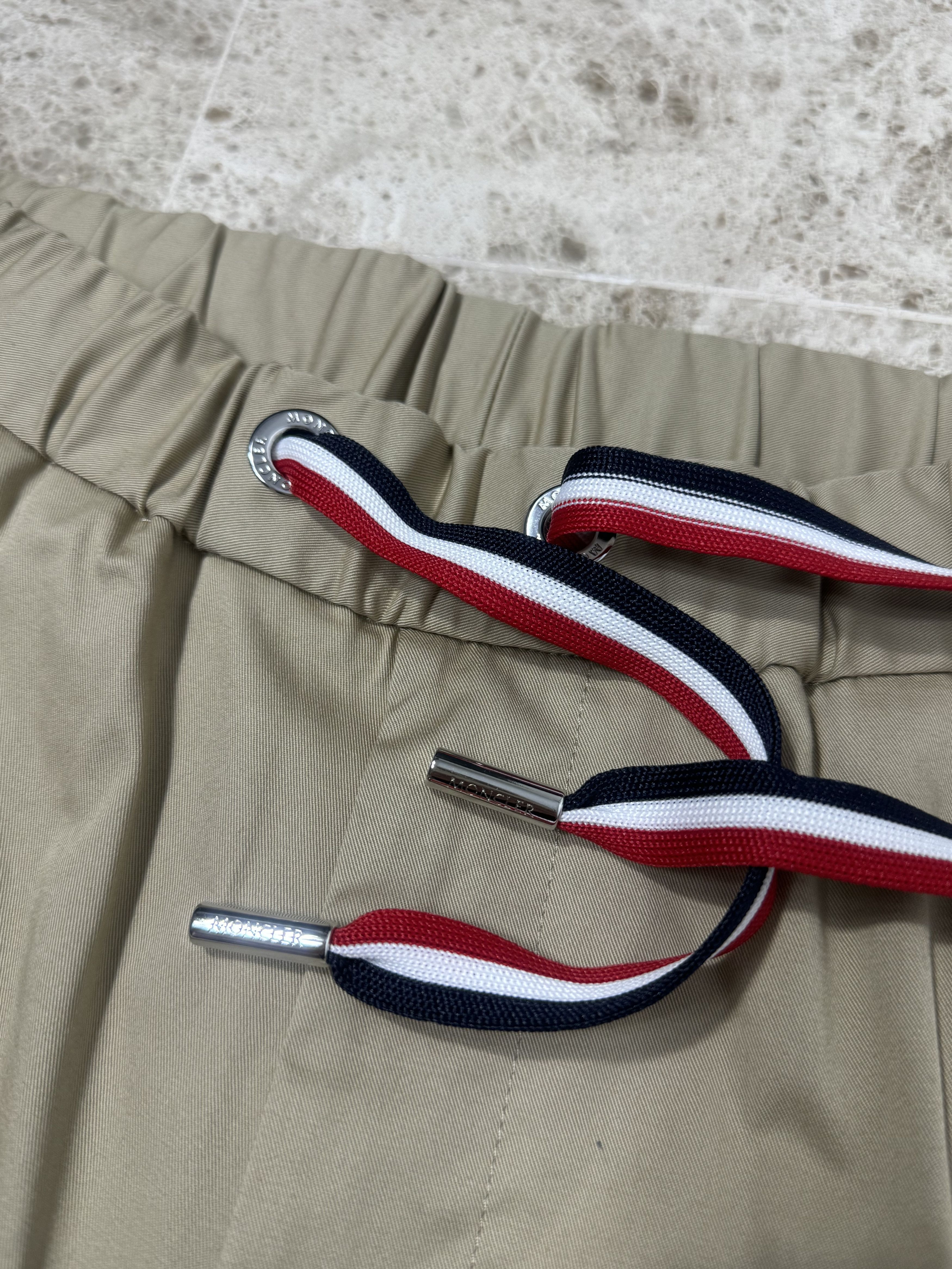 Moncler Moncler Bermuda Shorts Size US 30 / EU 46 - 4 Thumbnail