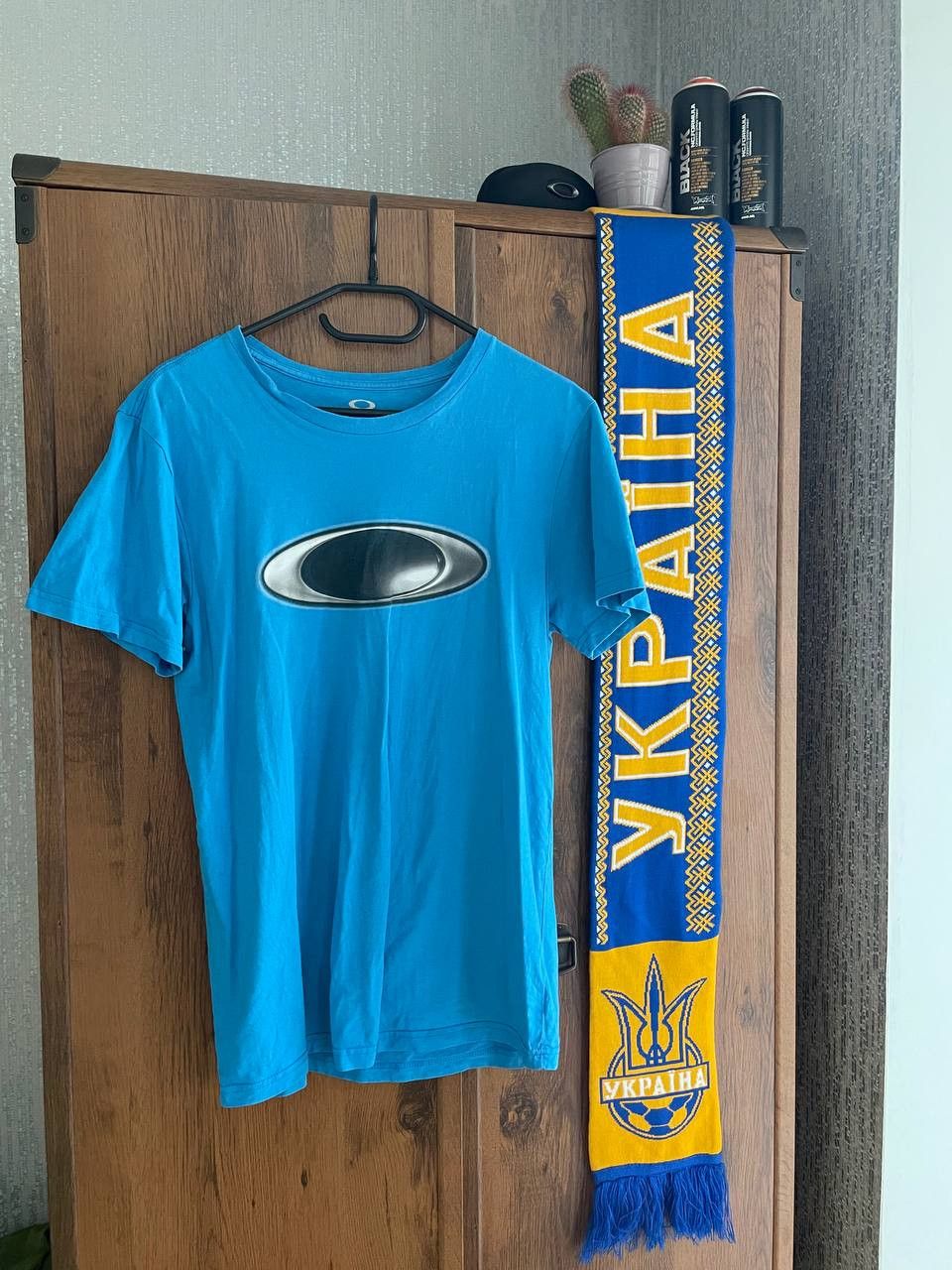 Oakley × Vintage Oakley vintage tee realistic central logo Size US M / EU 48-50 / 2 - 1 Thumbnail