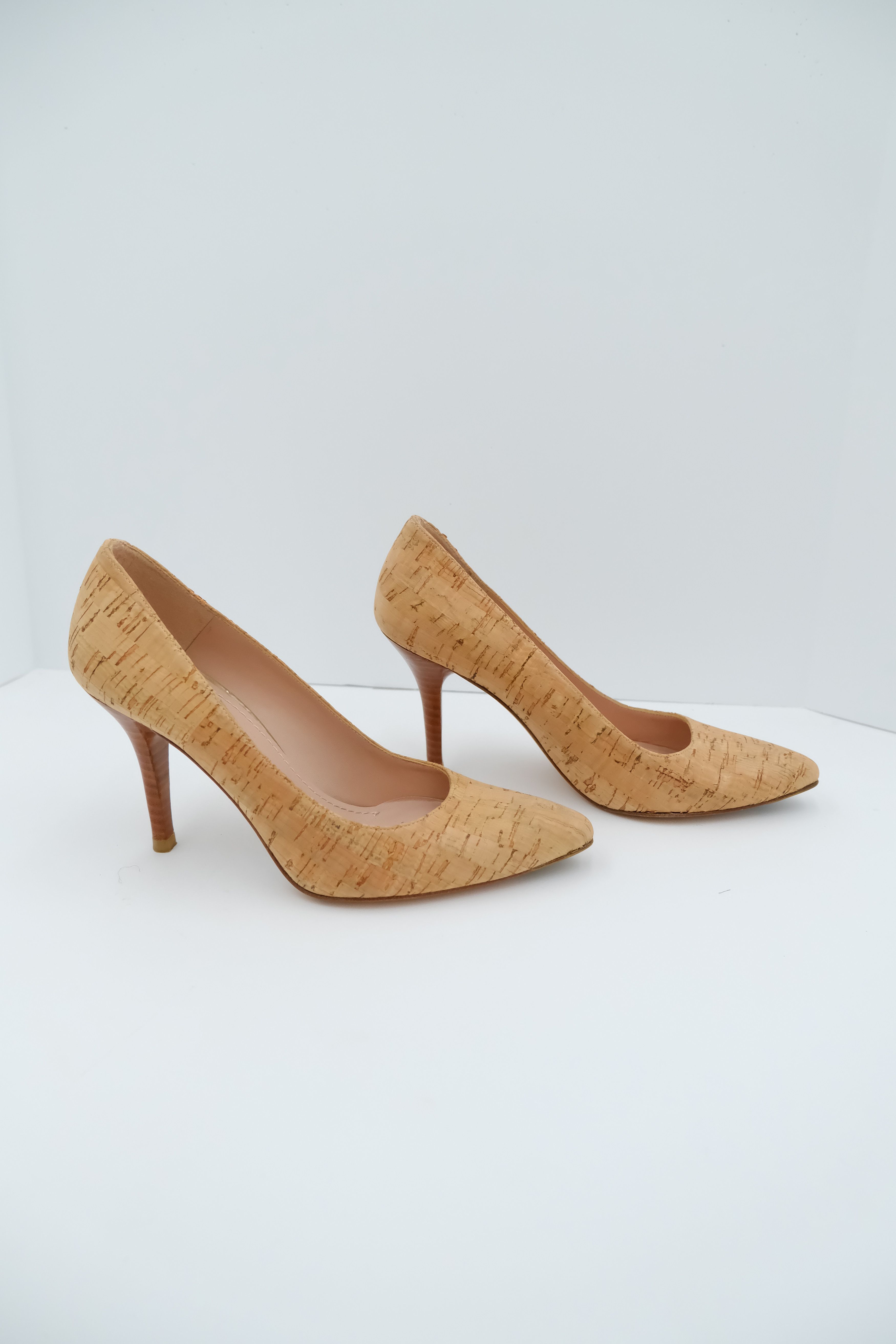 Stuart Weitzman Stuart Weitzman Cork Pumps Size US 5.5 / IT 35.5 - 4 Thumbnail
