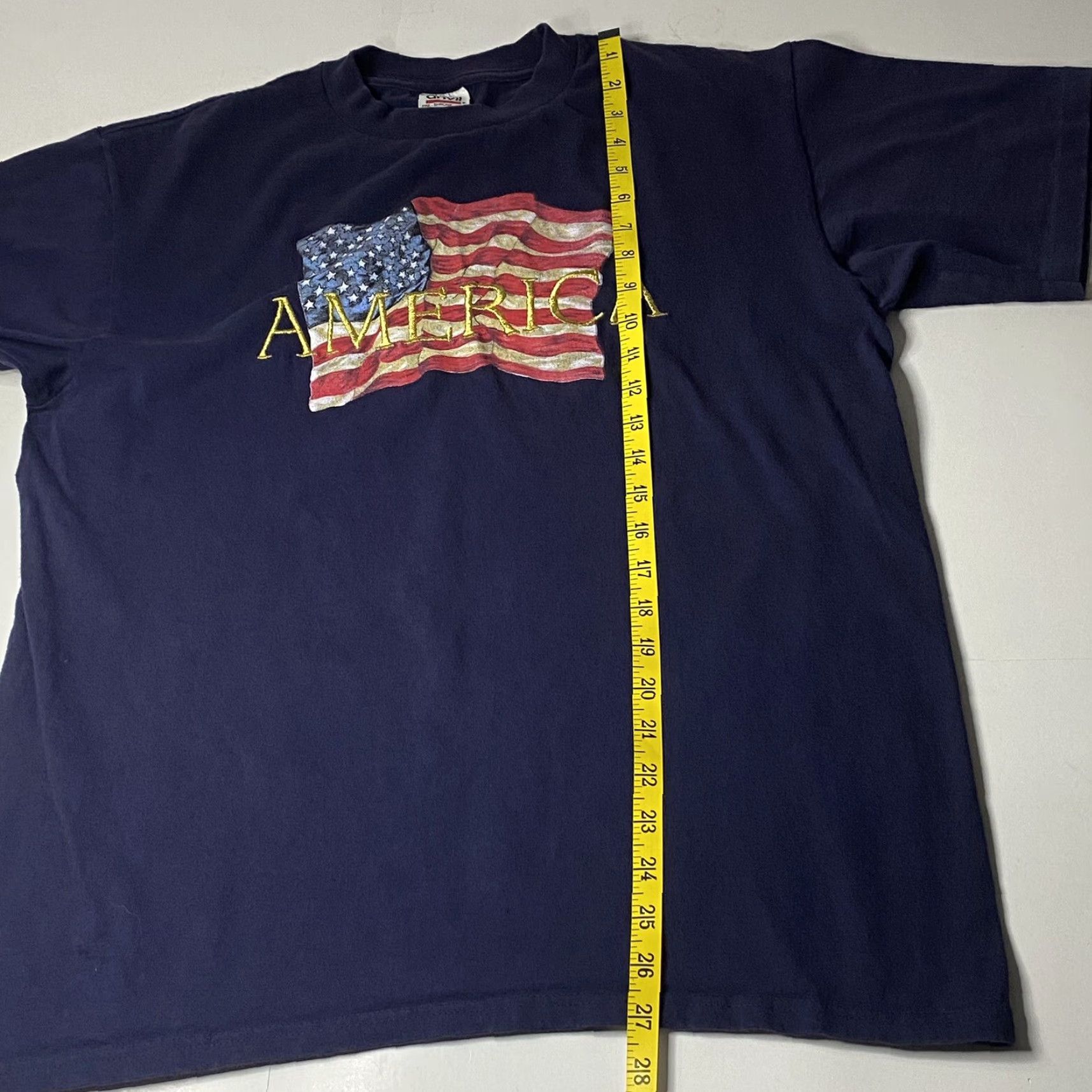 Anvil VTG Anvil USA Flag T-Shirt Men’s Embroidered Spell Out Single Stitch L Blue 1990s Sportswear/Beach Size US L / EU 52-54 / 3 - 7 Thumbnail