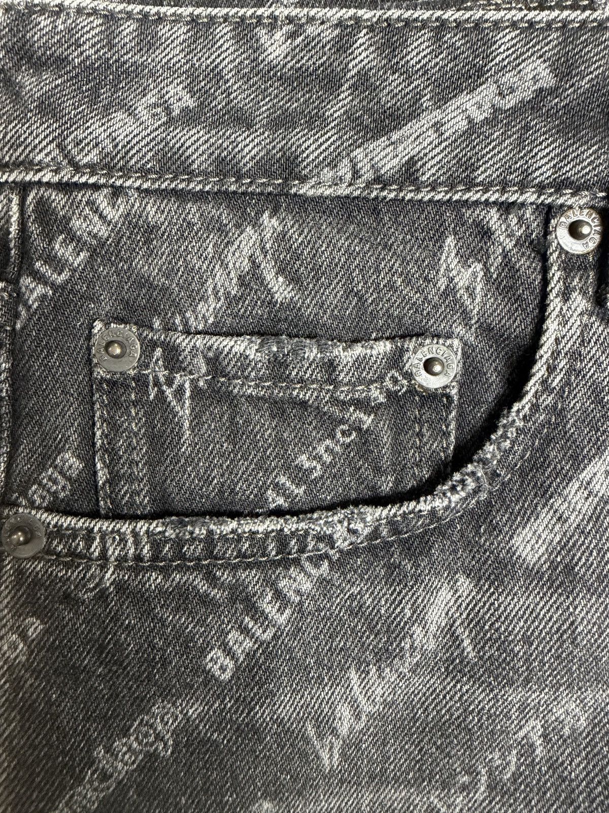 Balenciaga Balenciaga Logo-Print Denim Low-Waist Mini Skirt Size 25" / US 0 / IT 36 - 6 Thumbnail