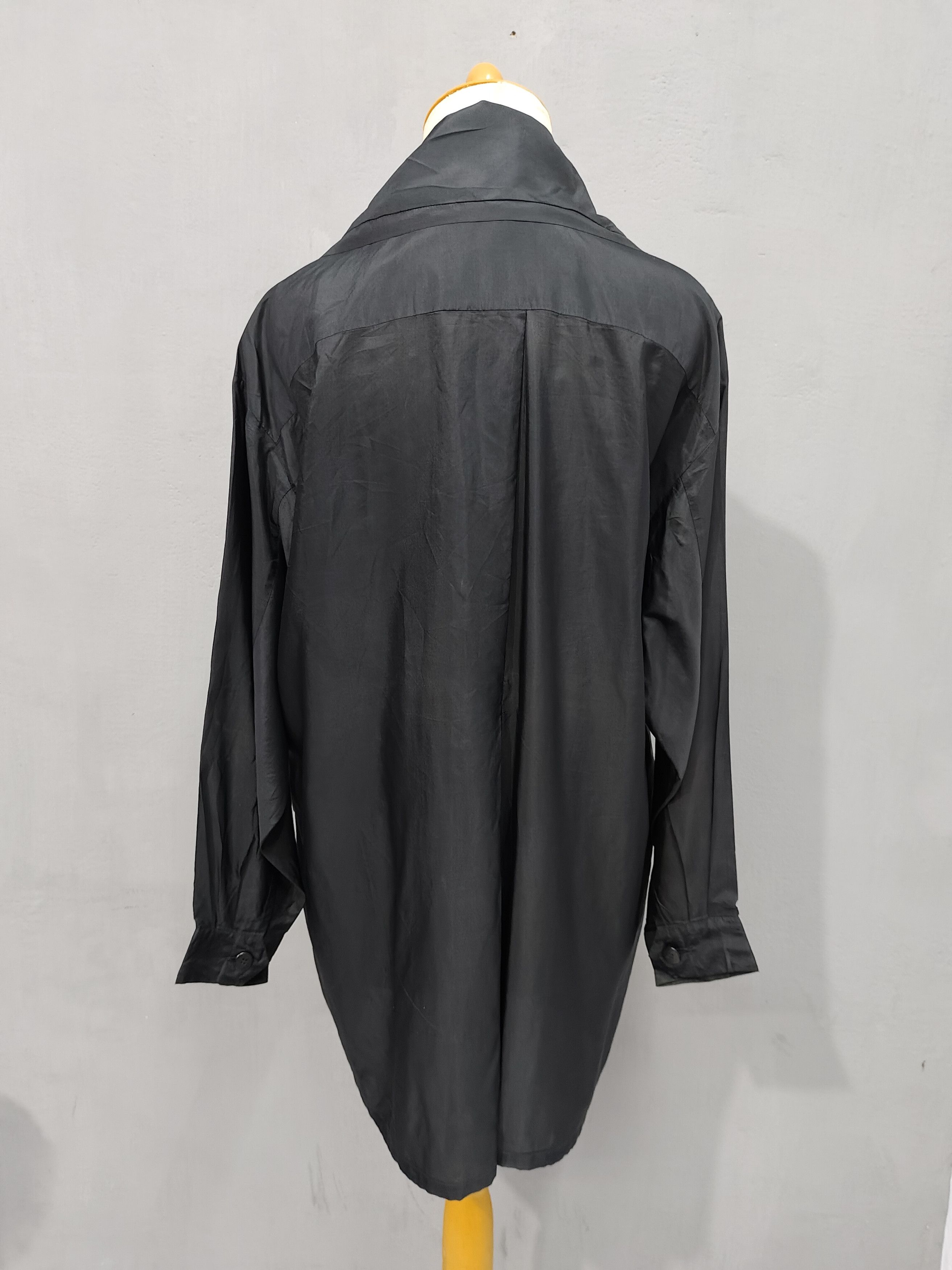 Issey Miyake 90s Issey Miyake🇯🇵 Sculptural Collar Oversized Satin Shirt Size L / US 10 / IT 46 - 5 Thumbnail