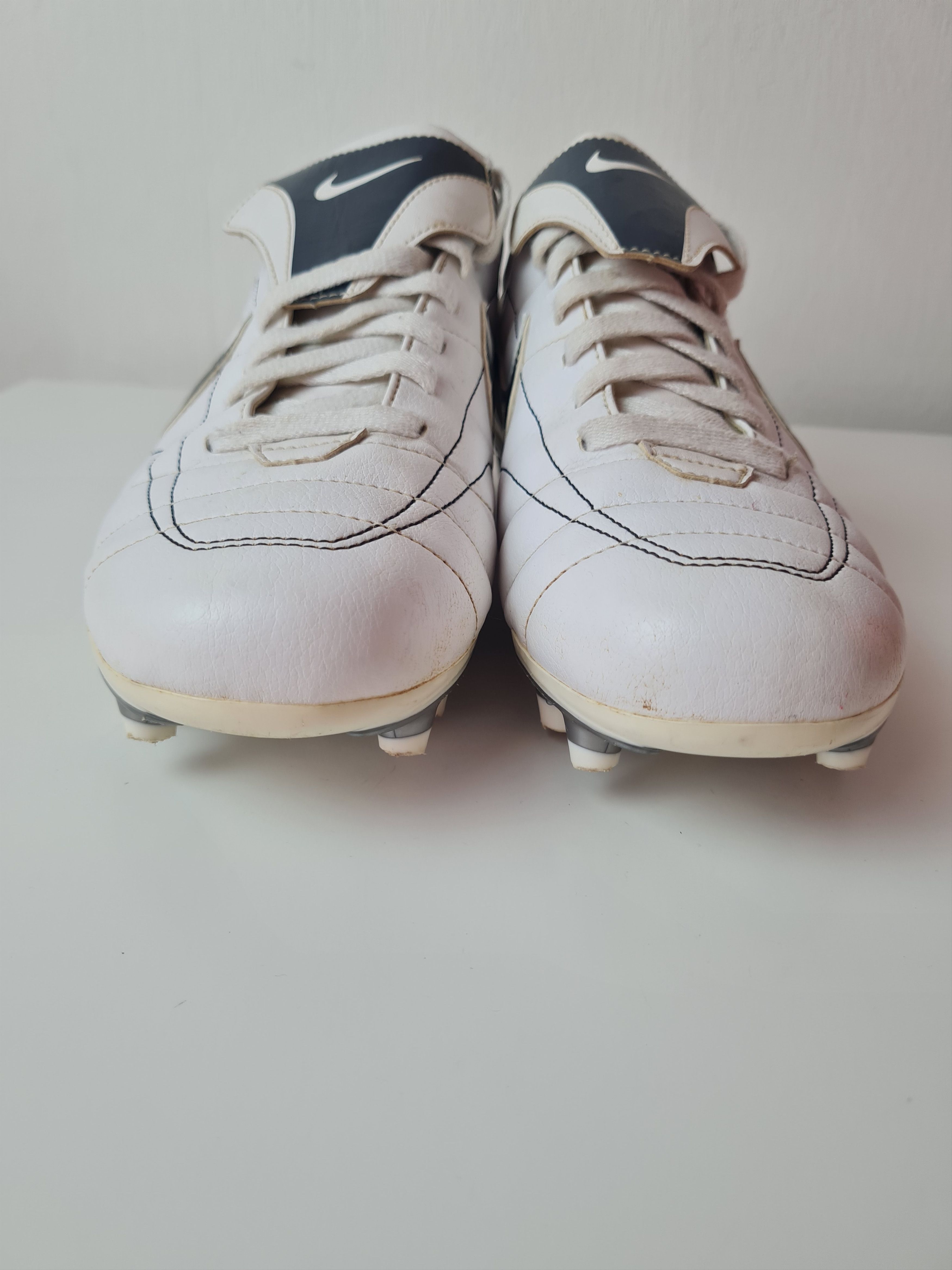 Nike Vintage Nike Tiempo Natural VT soccer cleats shoes size 44 Size US 11 / EU 44 - 14 Thumbnail