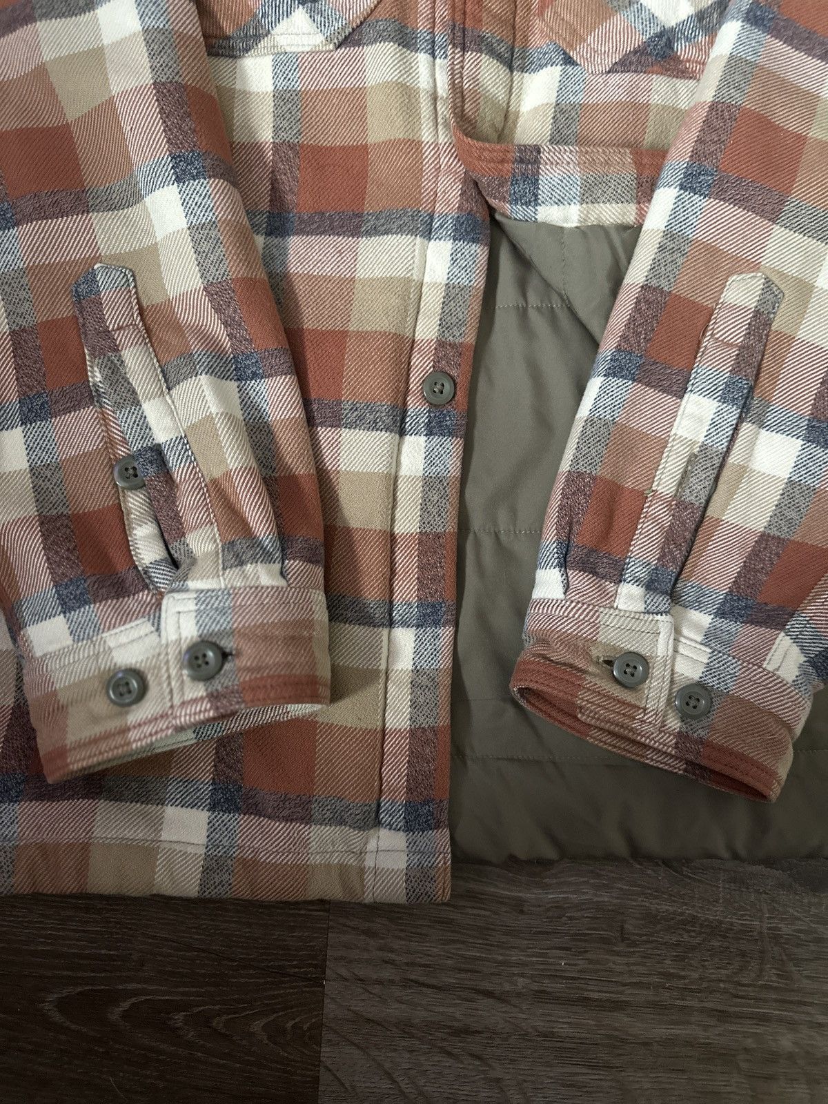 Patagonia Lightweight Insulated Fjord Flannel Jacket XL Mojave Khaki Size US XL / EU 56 / 4 - 6 Thumbnail