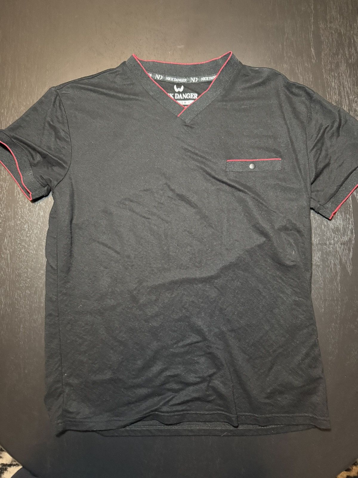 Other black and red V-neck t-shirt Size US M / EU 48-50 / 2 - 1 Thumbnail