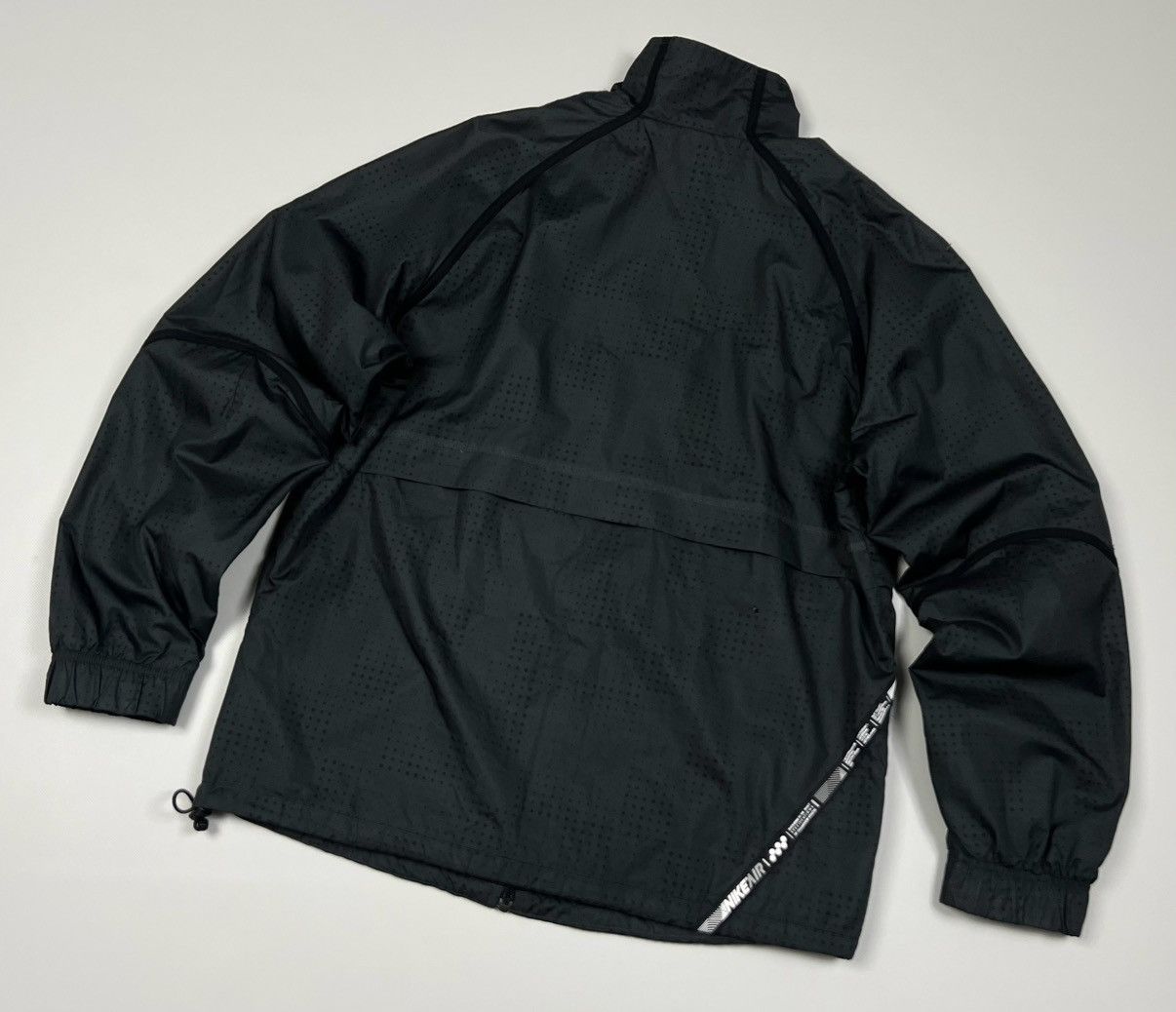 Nike Vintage Nike Black Nylon Y2K Zip Track Jacket Size M Size US M / EU 48-50 / 2 - 3 Thumbnail