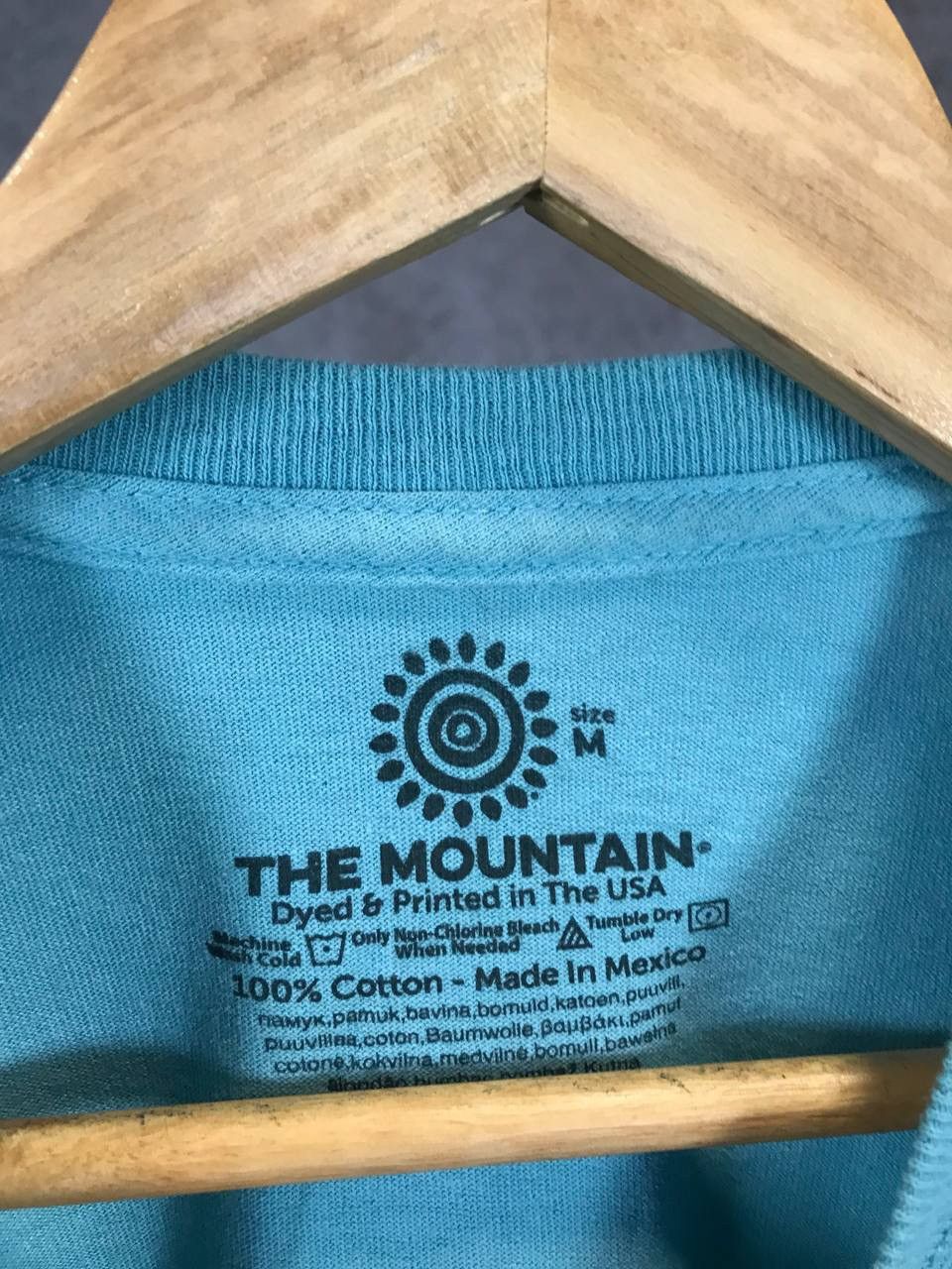 The Mountain Pantera animal made in USA the Mountain tee Size US M / EU 48-50 / 2 - 5 Thumbnail