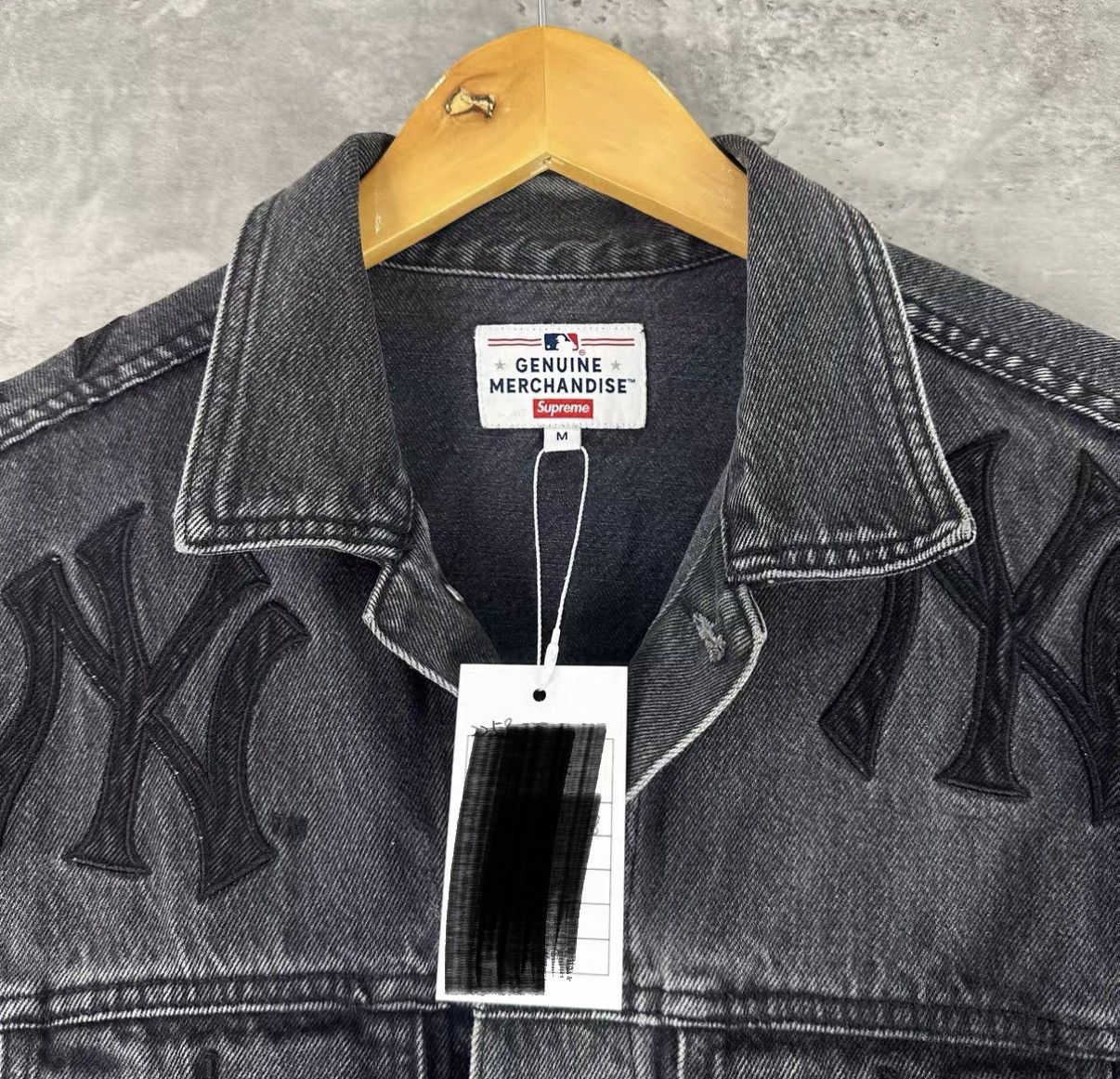 Supreme Supreme x New York Yankees Denim Trucker Jacket J42 Size US M / EU 48-50 / 2 - 3 Thumbnail