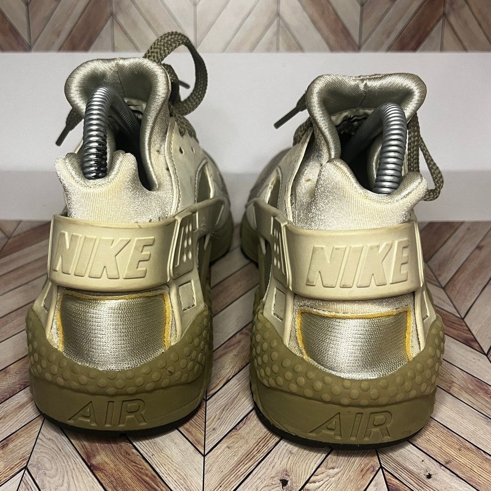 Nike Nike Air Huarache Running Sneakers Light Bone/Olive US 8 Size US 8 / EU 41 - 7 Thumbnail