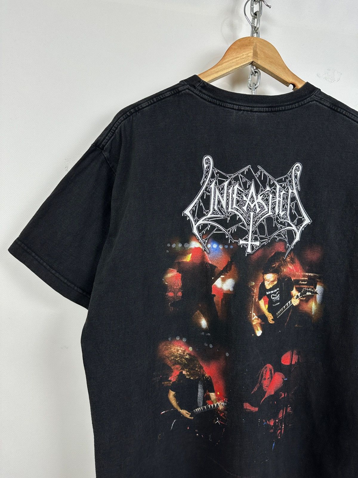 Band Tees 2005 Vintage Unleashed Death Metal Victory Band T-Shirt Size US XL / EU 56 / 4 - 12 Thumbnail
