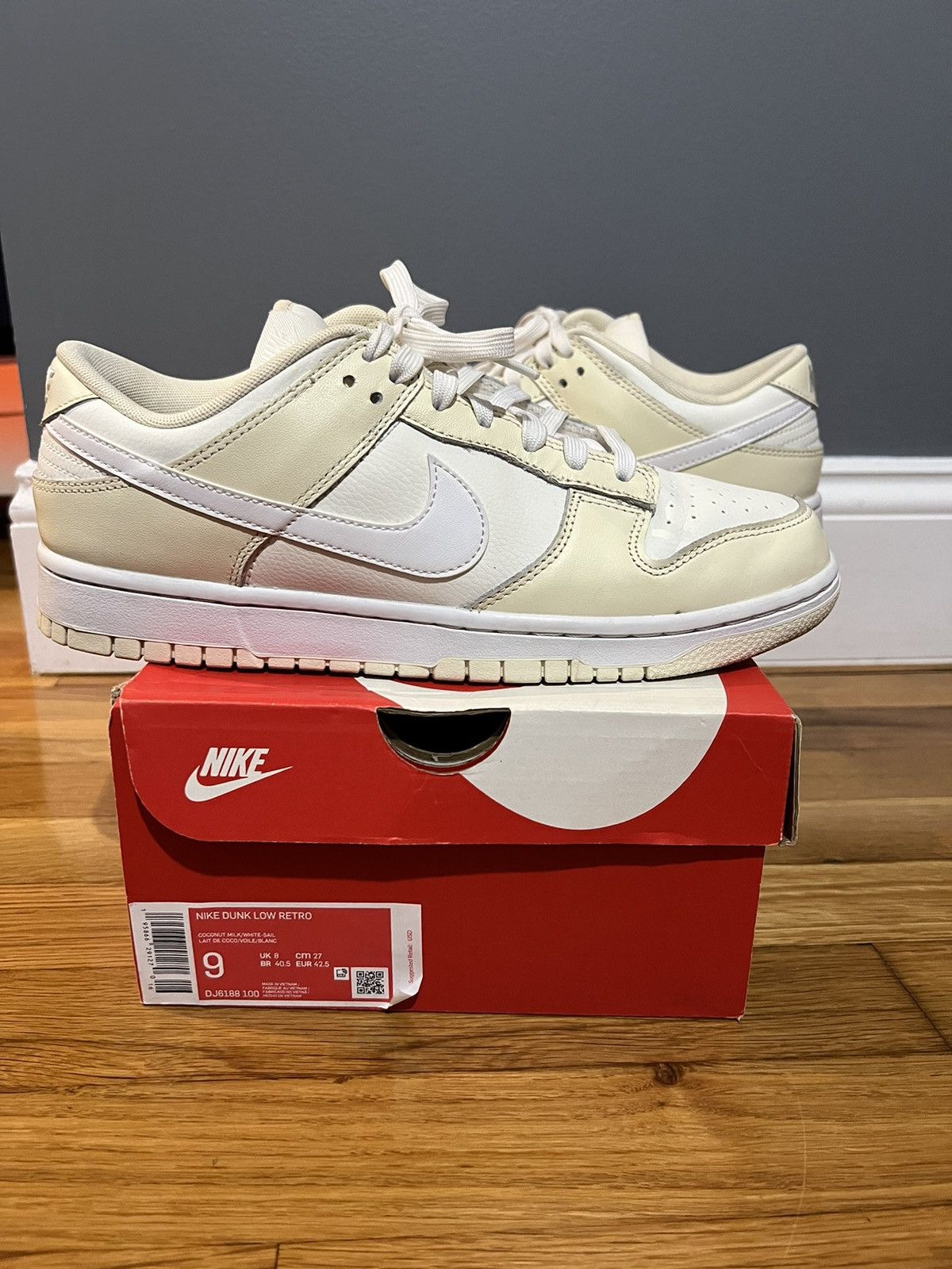 Nike Nike Dunk Low Coconut Milk Size 9 Size US 9 / EU 42 - 1 Thumbnail