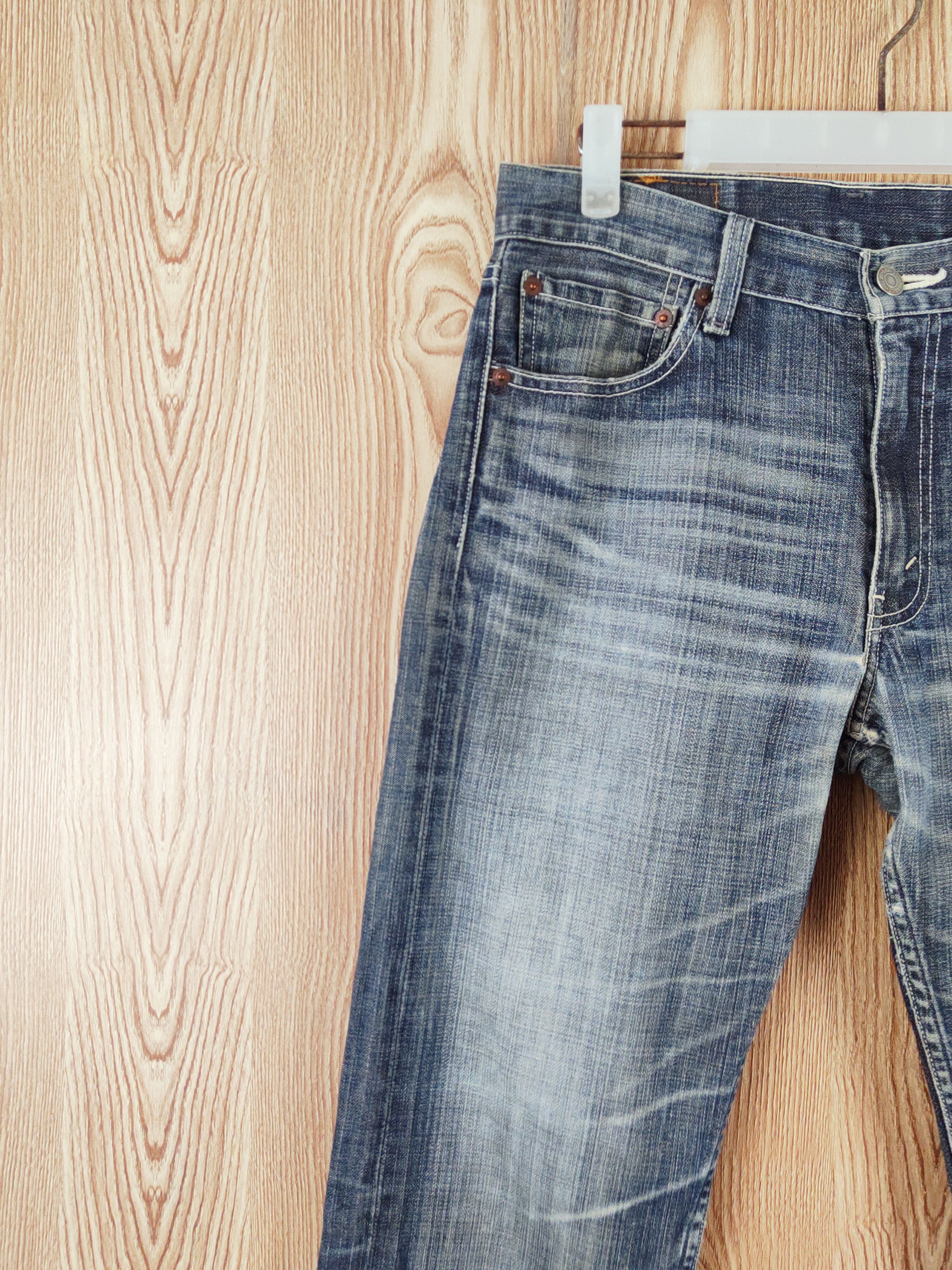 Japanese Brand Levi's Dark Blue Faded Distressed Ripped Jeans #W792 Size US 30 / EU 46 - 3 Thumbnail