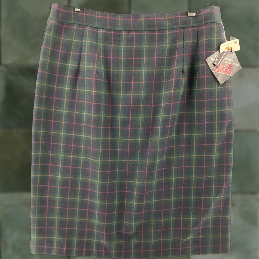 Vintage VINTAGE Christy Girl Skirt Womens 16 Petite Tartan Plaid USA Made Size 38" / US 16 / IT 52 - 1 Thumbnail