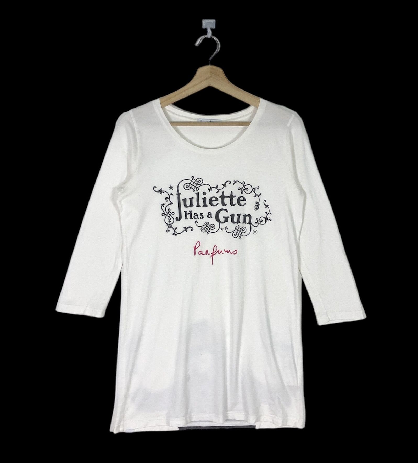 Hysteric Glamour RARE🔥HYSTERIC X JULIETTE HAS A GUN PARFUMS TOPS Size M / US 6-8 / IT 42-44 - 2 Thumbnail