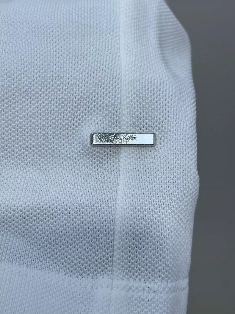 Louis Vuitton LOUIS VUITTON White pocket dark stripe short sleeve 2504-Ne Size US S / EU 44-46 / 1 - 4 Thumbnail