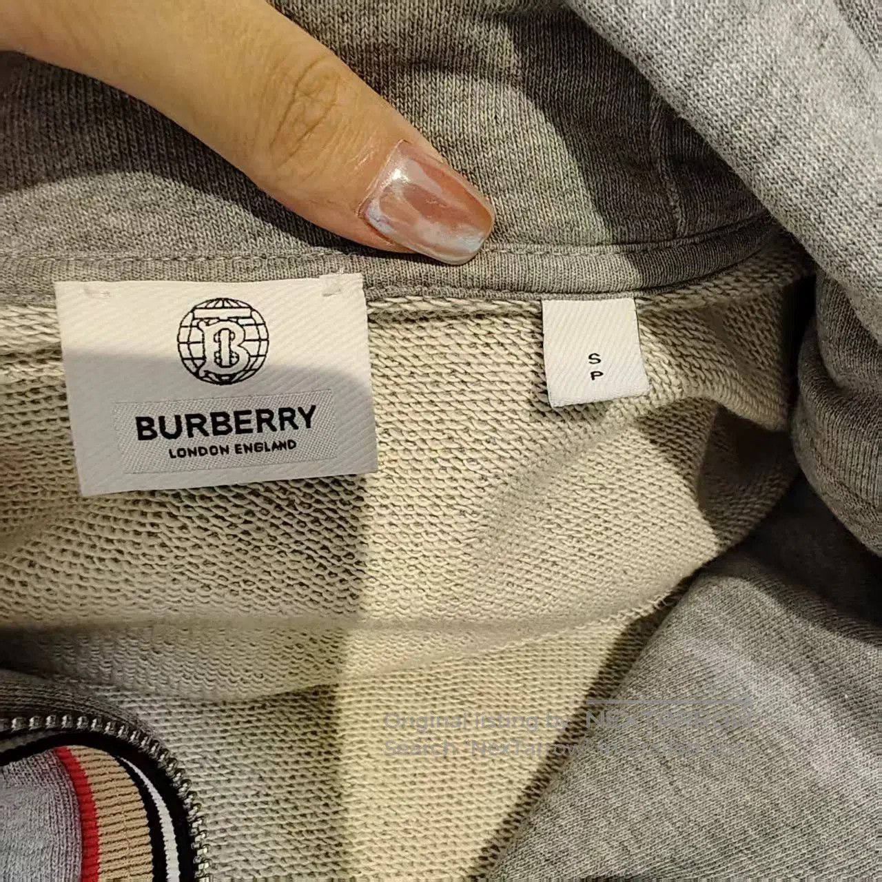 Burberry burberry gray zip-up hoodie in size small. Size US S / EU 44-46 / 1 - 3 Thumbnail