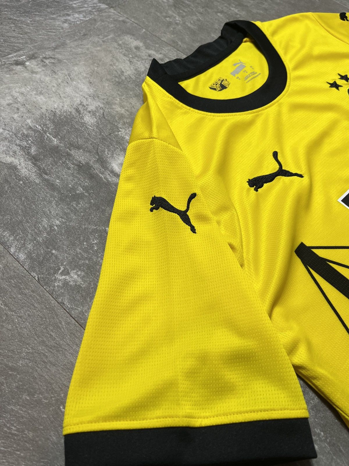 Puma Puma Borussia Dortmund 2023 2024 Home Jersey Size US S / EU 44-46 / 1 - 8 Thumbnail