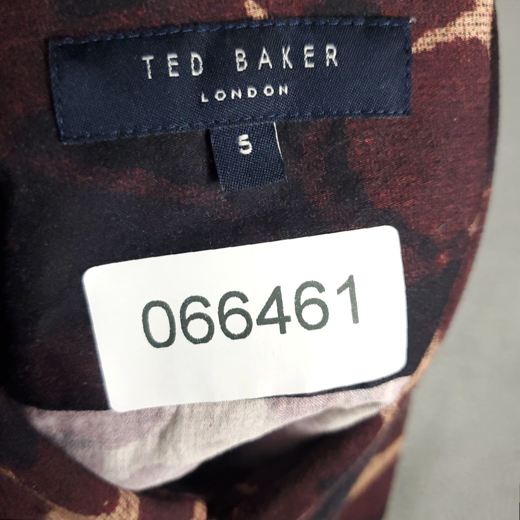 Ted Baker Ted Baker London Shirt Mens Size 5 Red Floral Button-Up Short Sleeve Cotton Woven Classic Preppy Season All Seasons Mens Size US S / EU 44-46 / 1 - 7 Thumbnail
