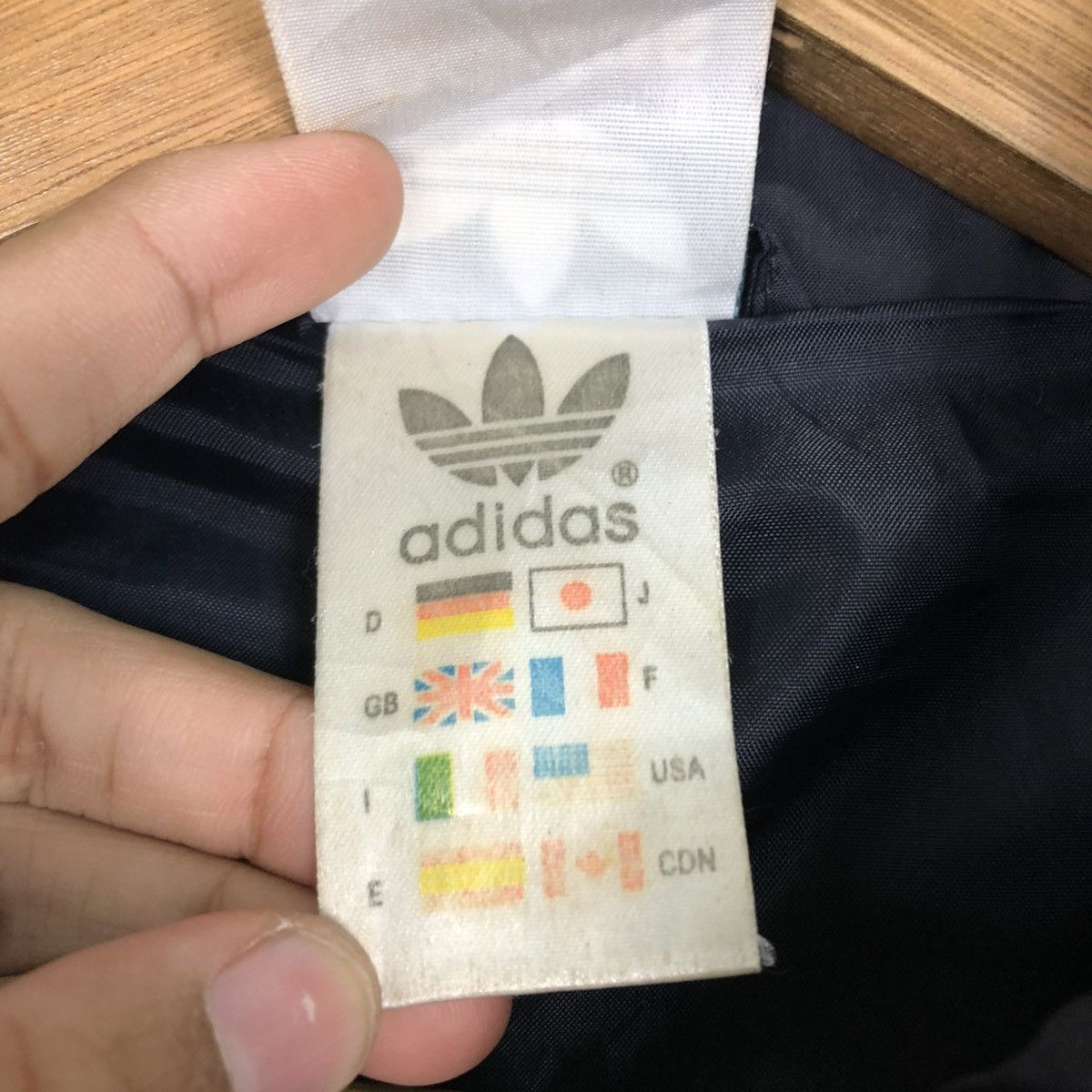 Adidas 🔥VINTAGE ADIDAD PUFFER JACKET QUILTED FULL PRINT Size US M / EU 48-50 / 2 - 21 Thumbnail