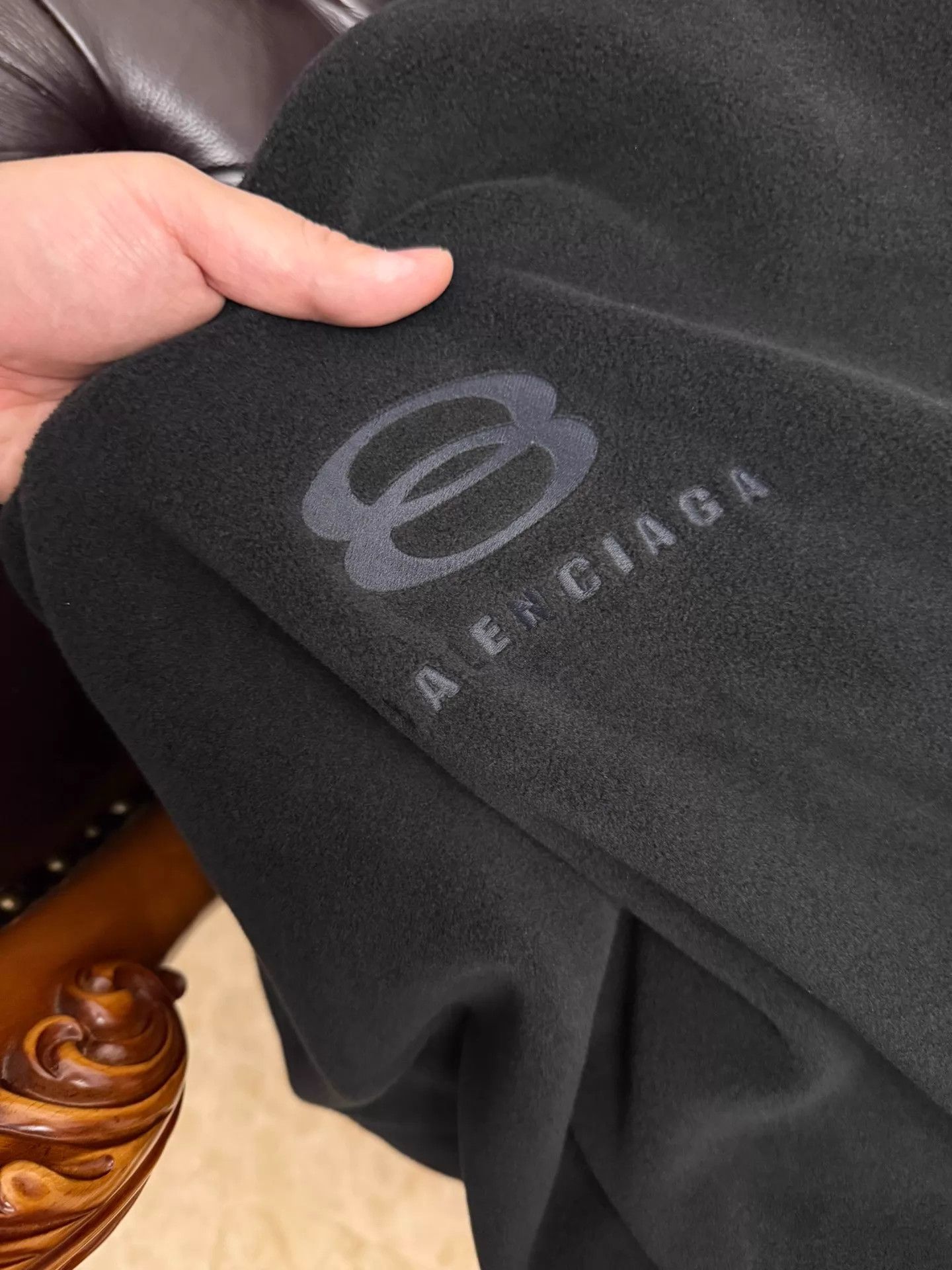 Balenciaga Balenciaga Fleece Sweatshirt xs 50 Embroidered Logo Size US XS / EU 42 / 0 - 5 Thumbnail