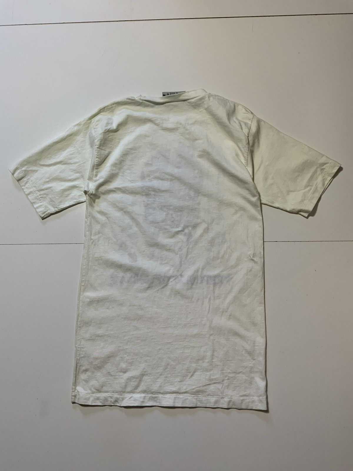 Vintage Vintage 80s 90s Republic Of China Mask Single Stitch T-Shirt Size US S / EU 44-46 / 1 - 3 Thumbnail