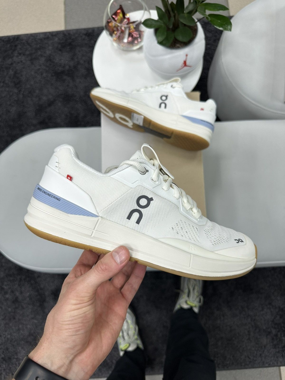 On Men's tennis shoes On Running The Roger Size US 10 / EU 43 - 1 Thumbnail