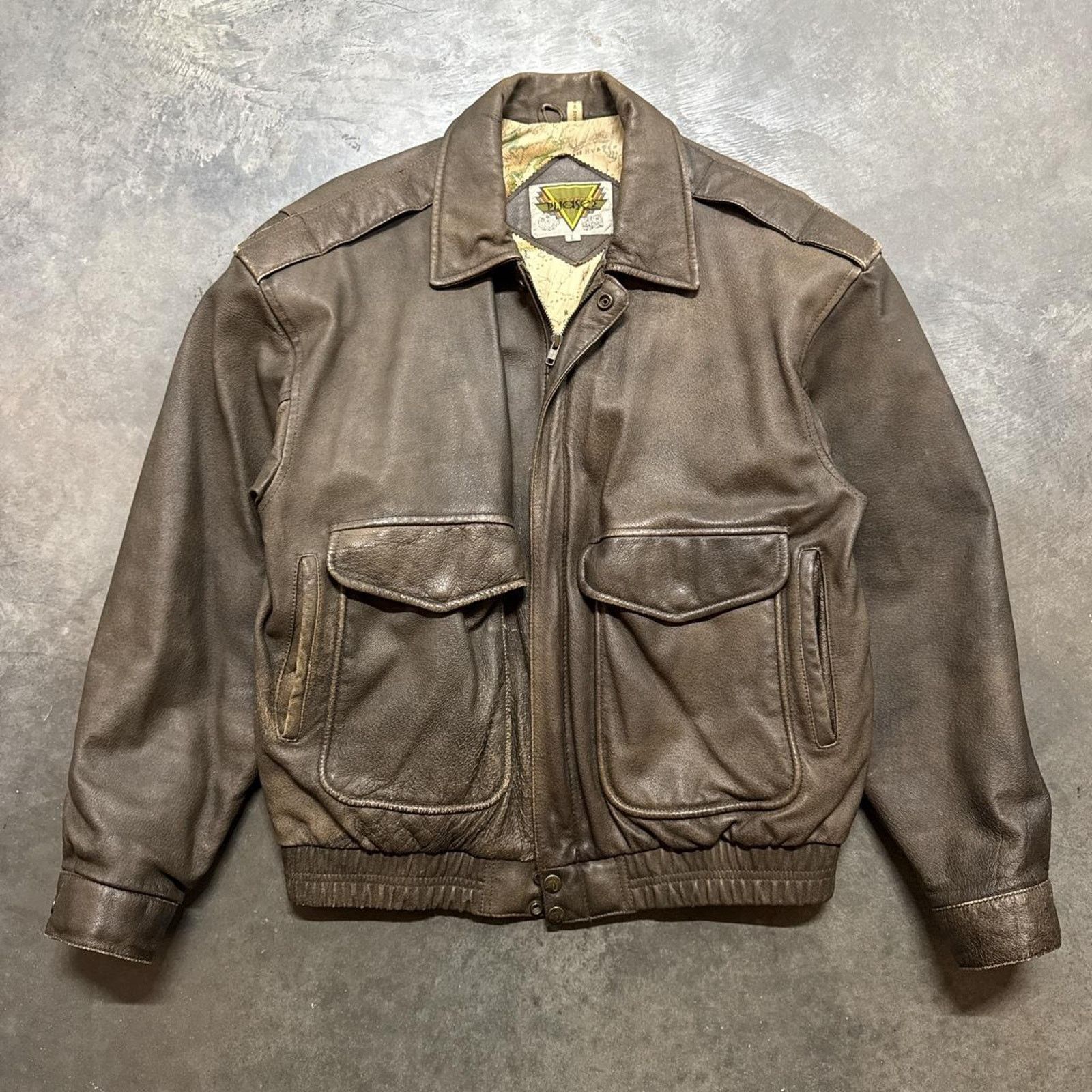 Japanese Brand × Vintage Vintage 90s Bud Light Lucky Strike PinUp Girl Leather Jacket Size US M / EU 48-50 / 2 - 3 Thumbnail