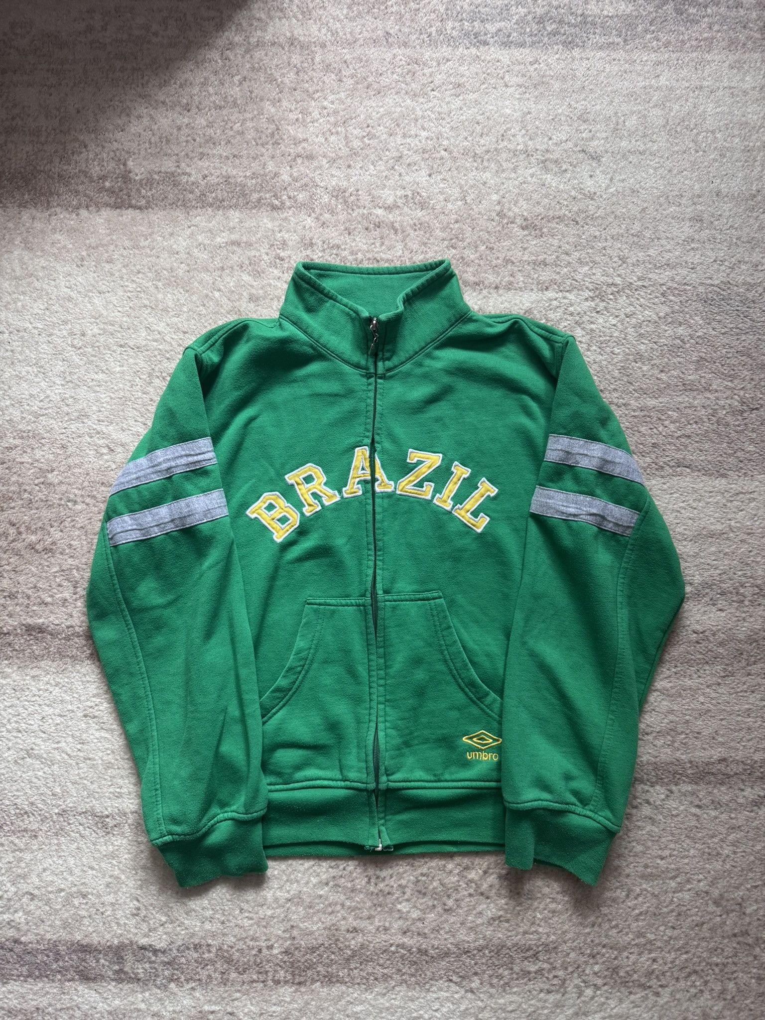 Umbro Umbro vintage brazil spellout favela zip L Size L / US 10 / IT 46 - 1 Thumbnail