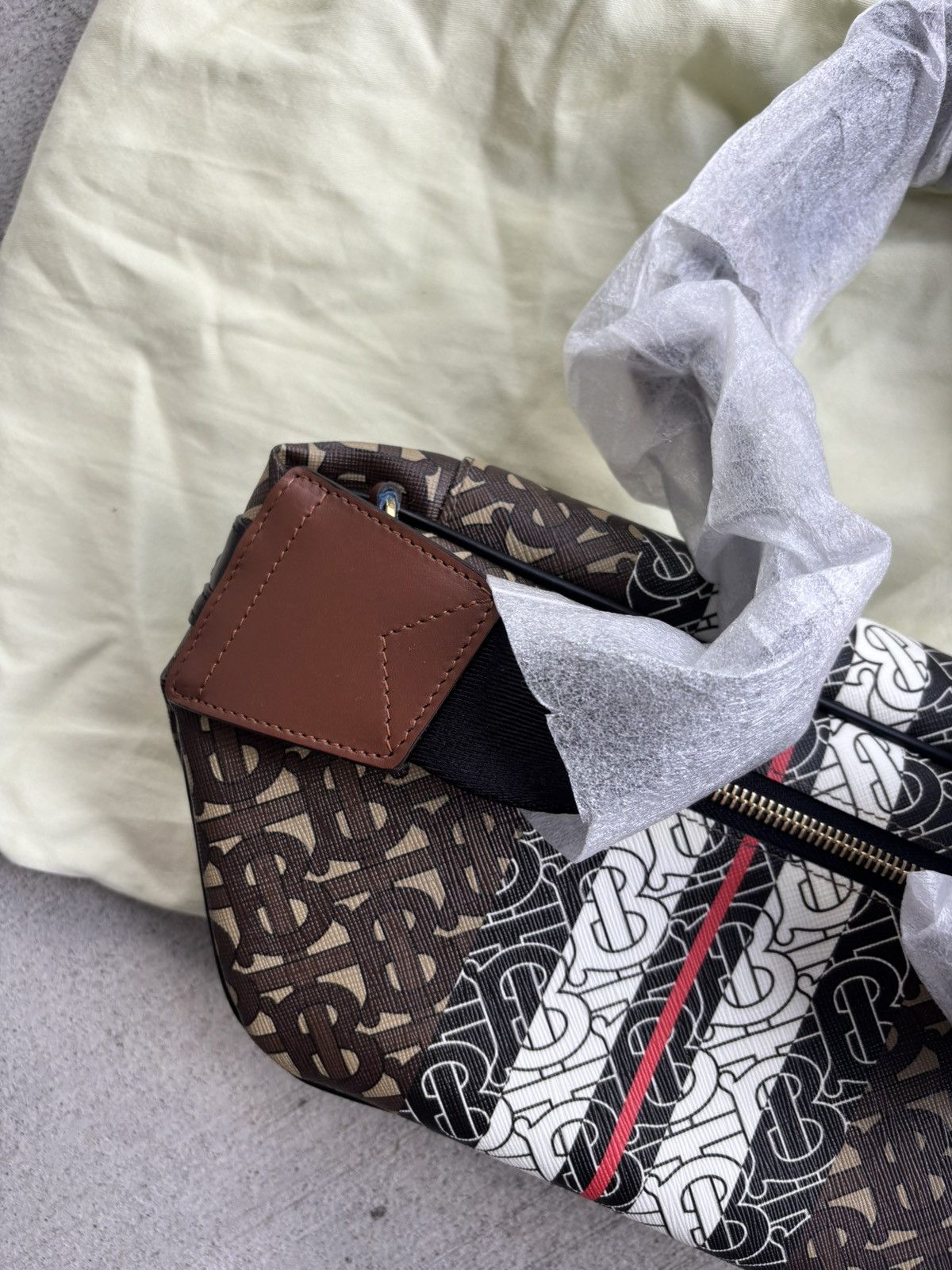 Burberry Burberry Body Bag Monogram Stripe Size ONE SIZE - 3 Thumbnail