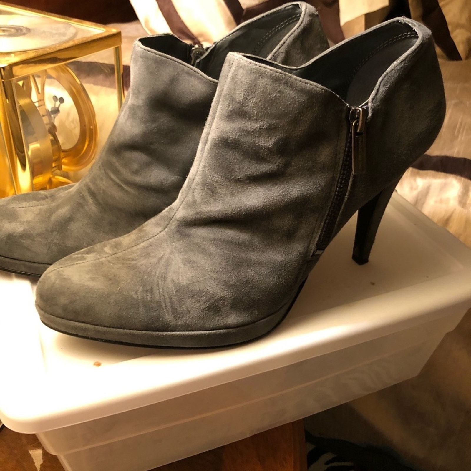 Other BANDILINO Grey Suede Platform Booties w/ zipper Size US 10 / IT 40 - 2 Thumbnail