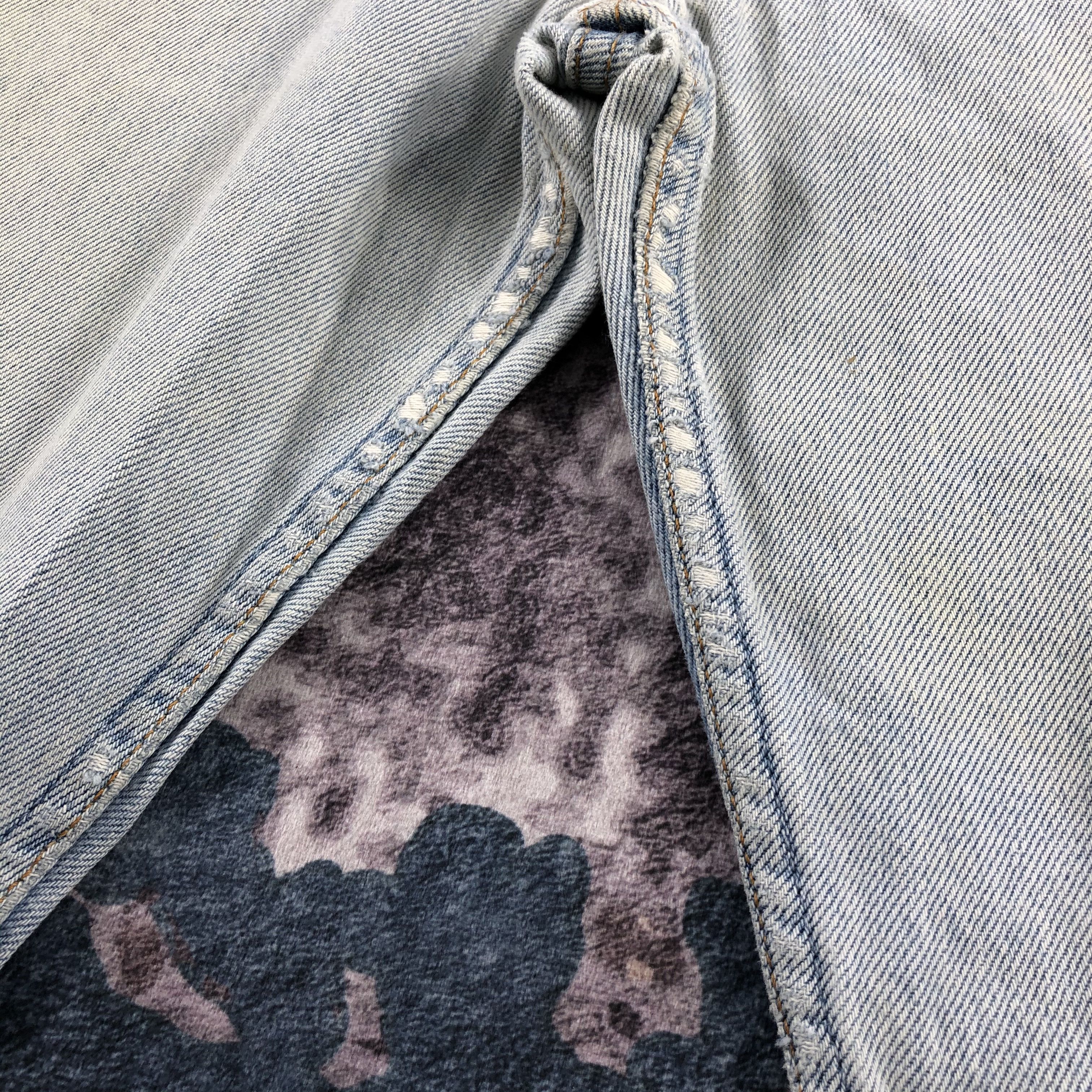 Levi's × Vintage Vintage 90s Light Wash Levis 501 Jeans-JM2148 Size US 33 - 12 Thumbnail