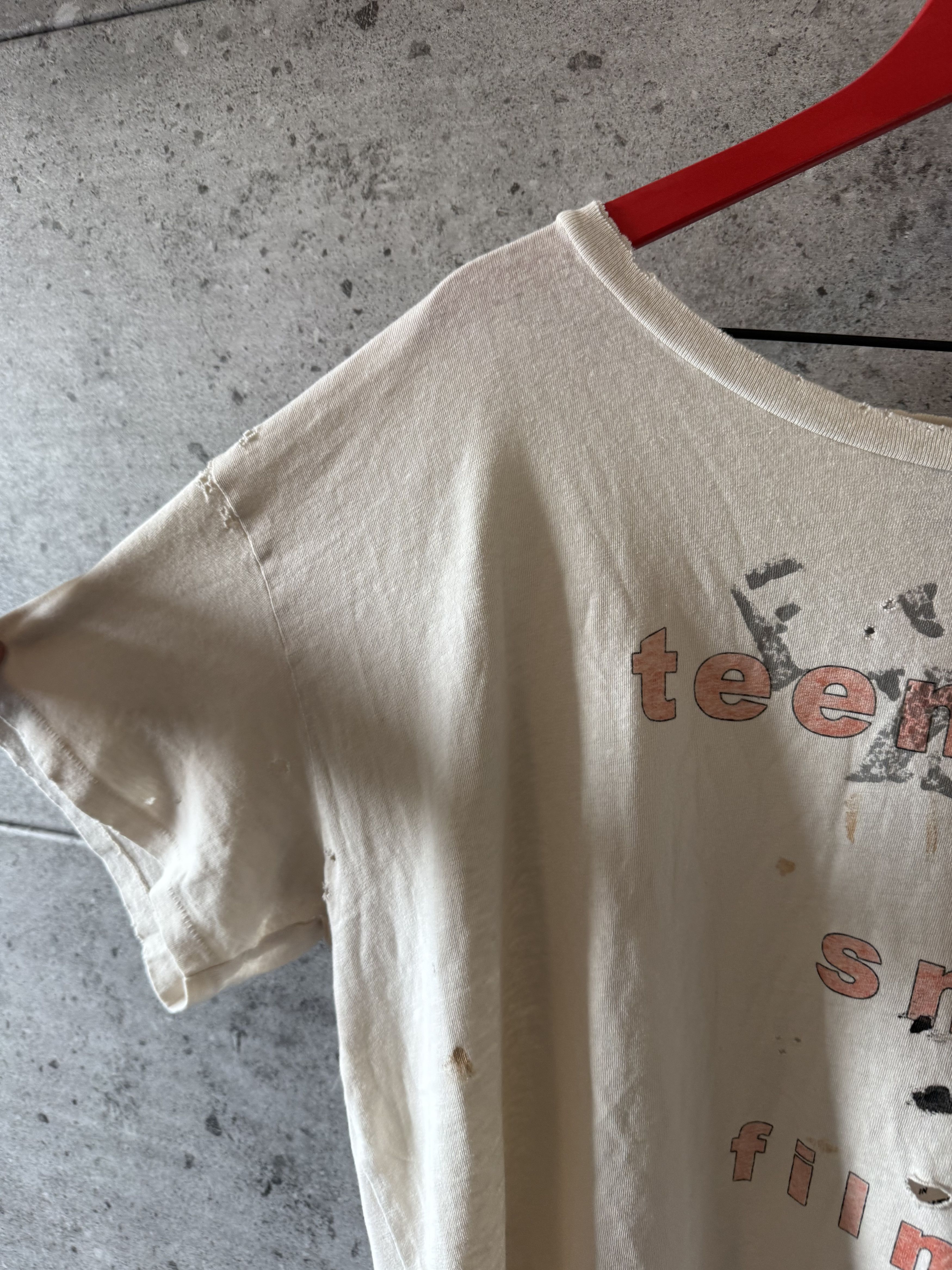Enfants Riches Deprimes Enfants riches deprimes teenage snuff thrashed t shirt Size US XL / EU 56 / 4 - 5 Thumbnail